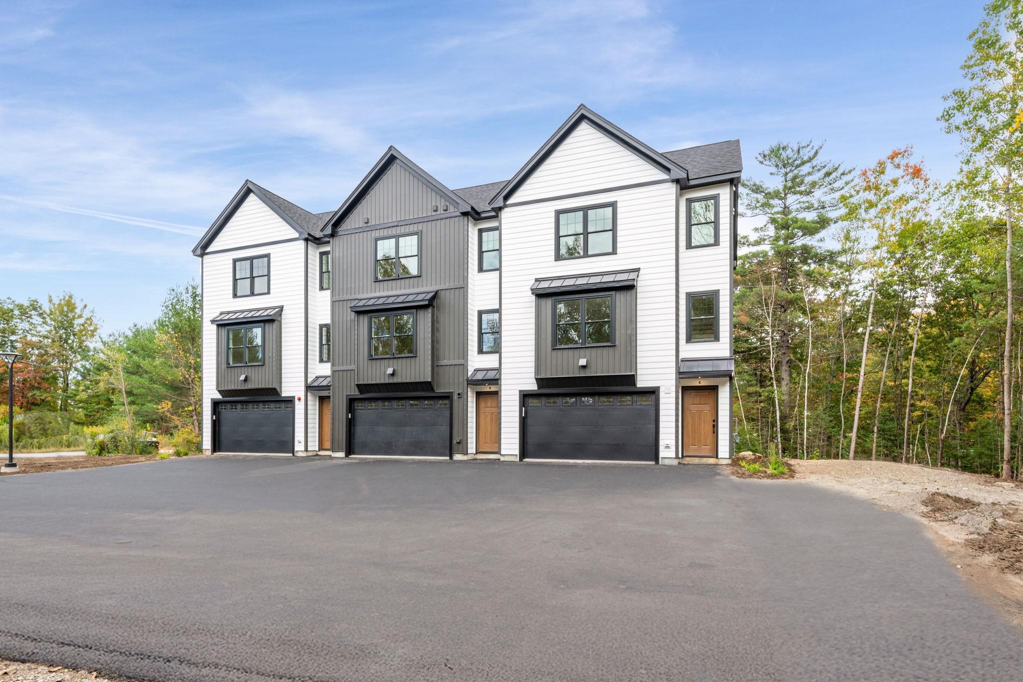 14 C Mohawk Dr, Londonderry, NH 03053