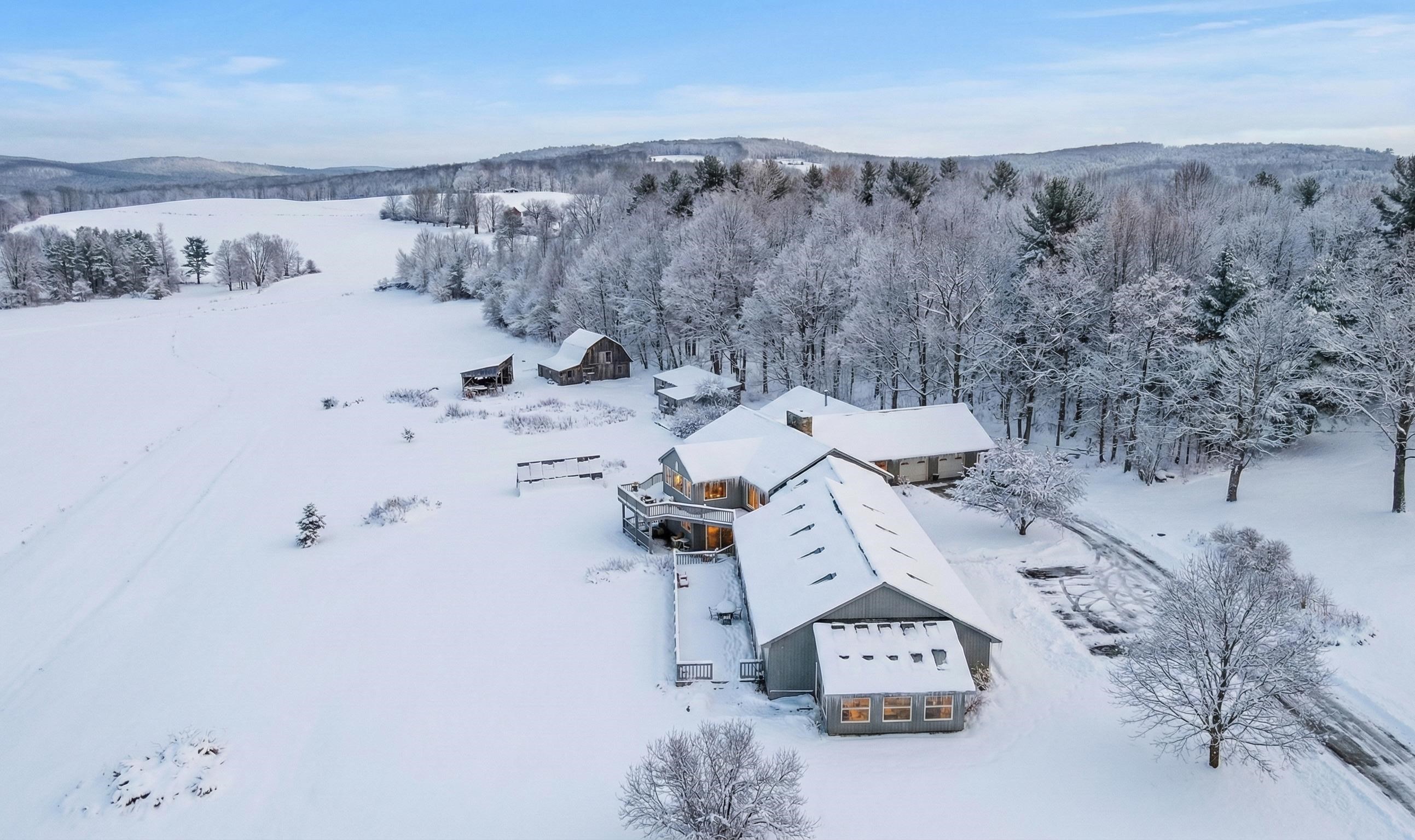 563 Holden Hill Rd, Langdon, NH 03602