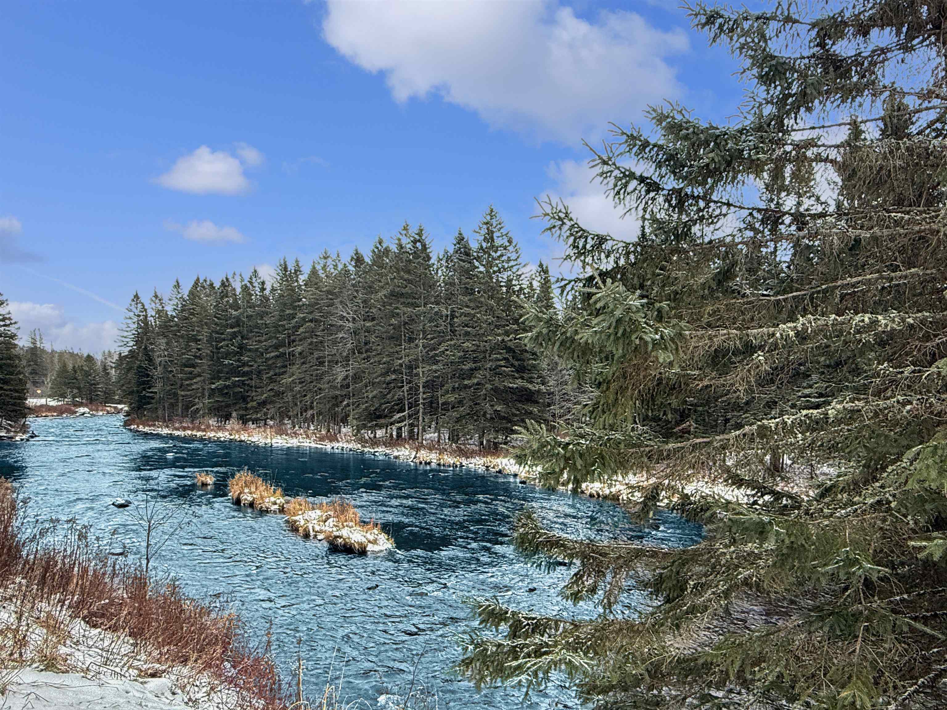 1298 South Main St, Pittsburg, NH 03592