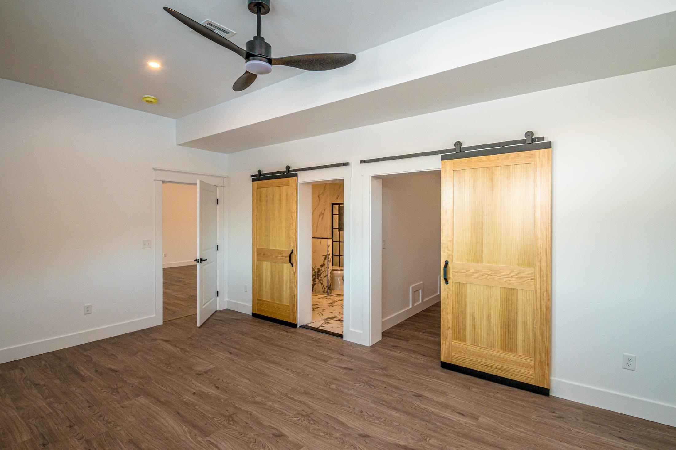 Lower Level Ensuite Bedroom