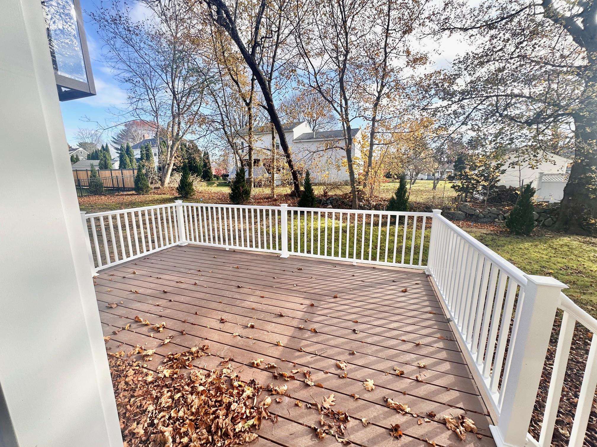 10 Mcdermott Rd, Hampton, NH 03842