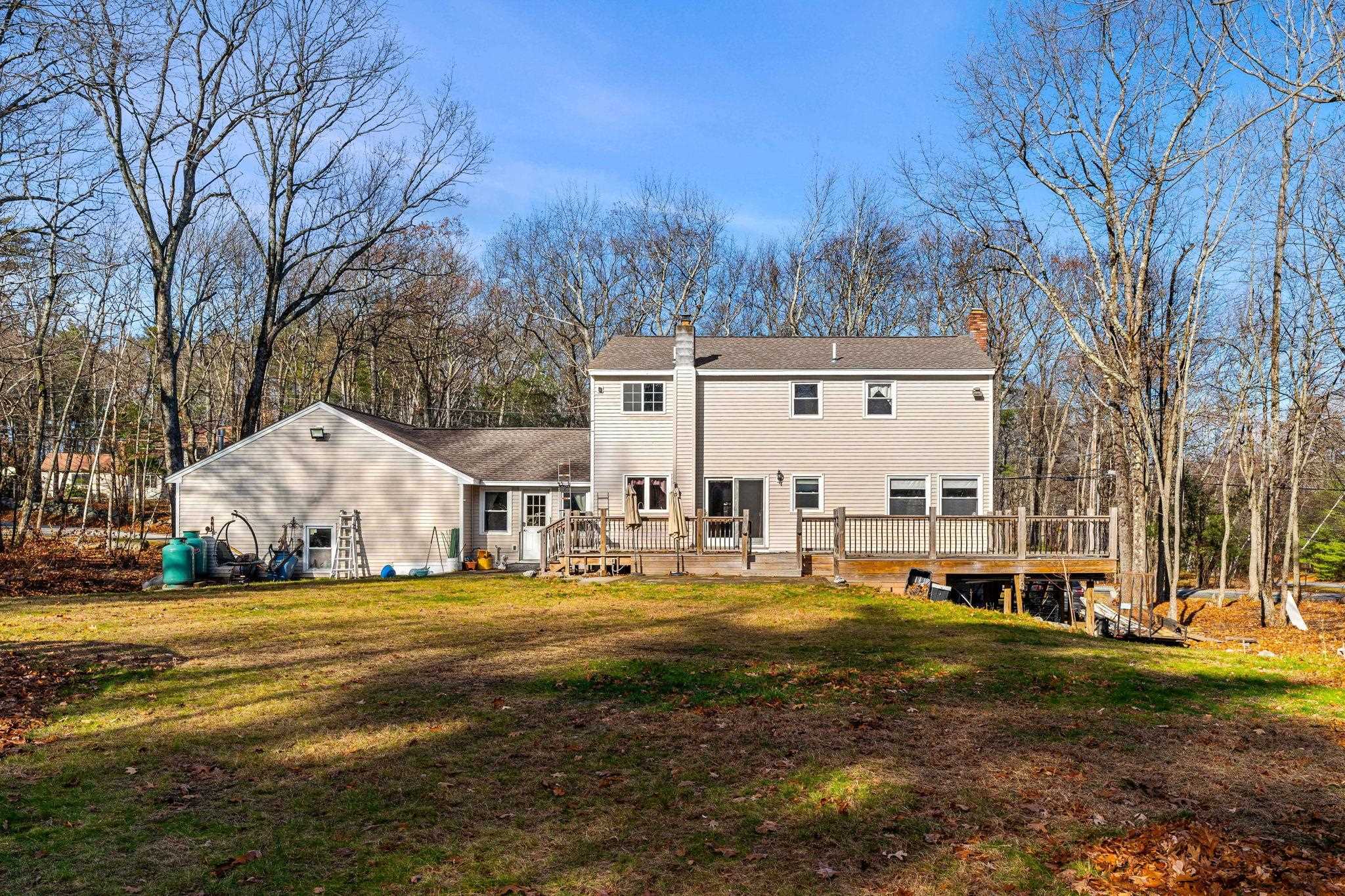 50 Bartley Hill Rd, Londonderry, NH 03053