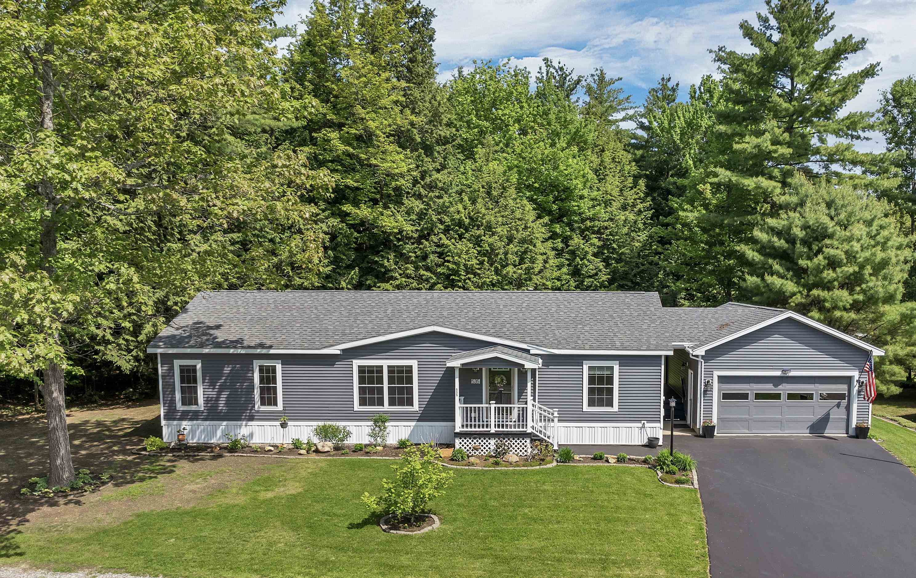 535 Darby Dr, Belmont, NH 03220