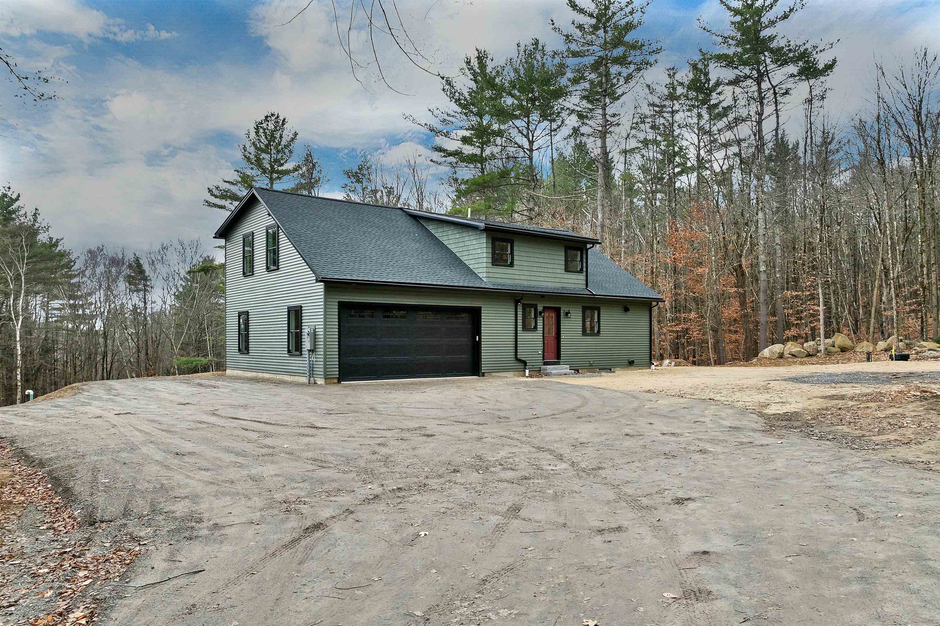 207 Pease Rd, Meredith, NH 03253