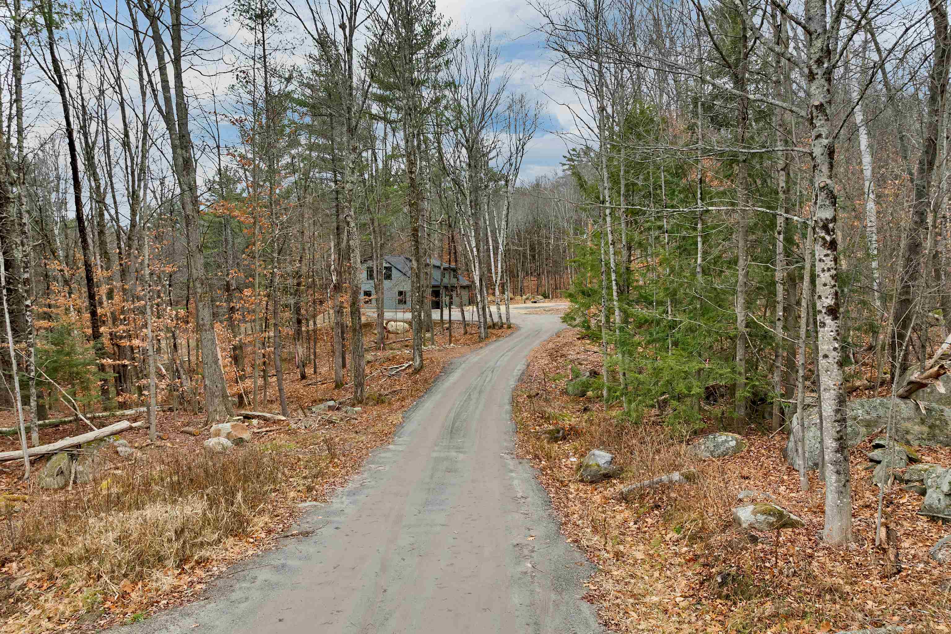 207 Pease Road — photo 2