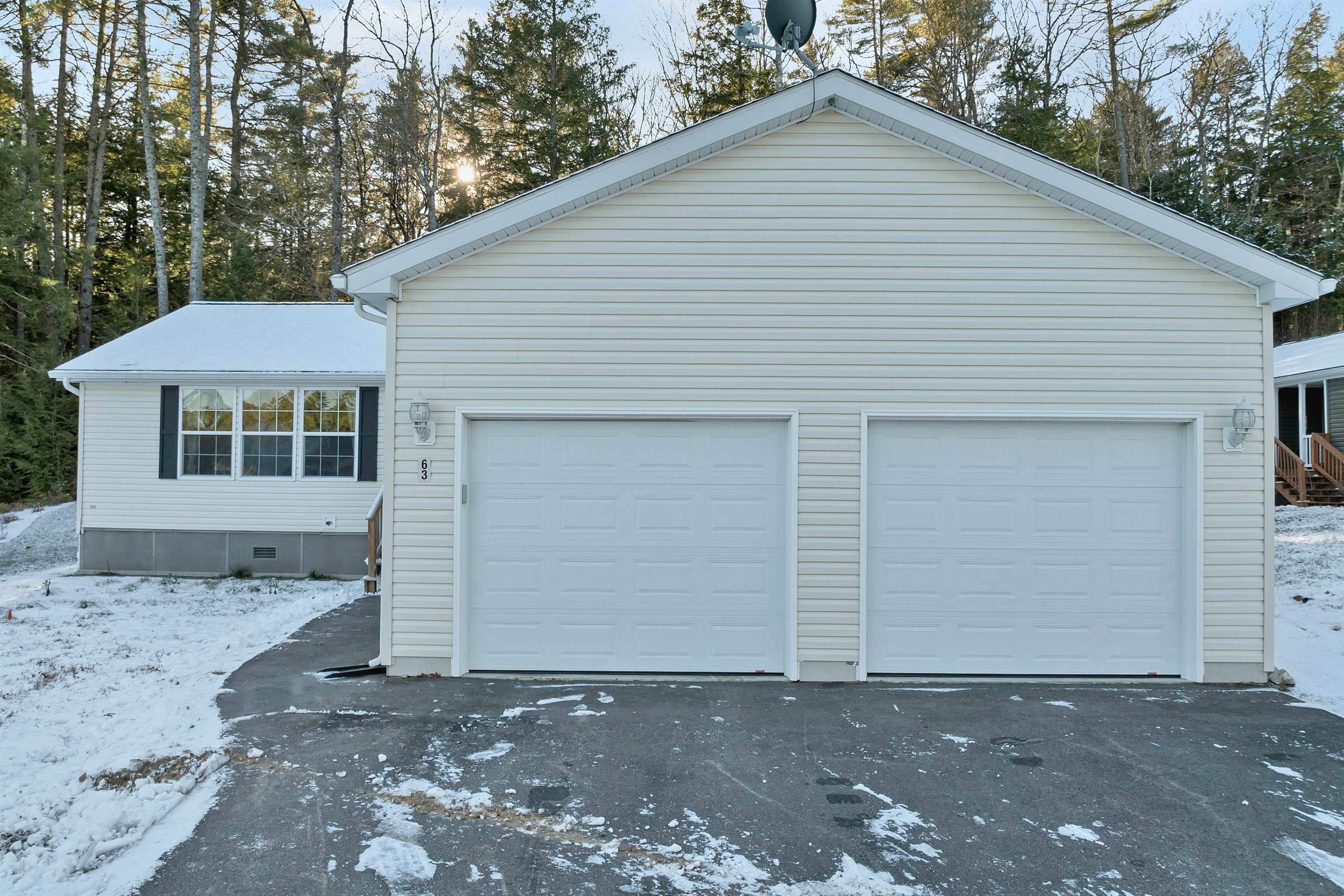 63 Mansfield Woods Way, New Hampton, NH 03256
