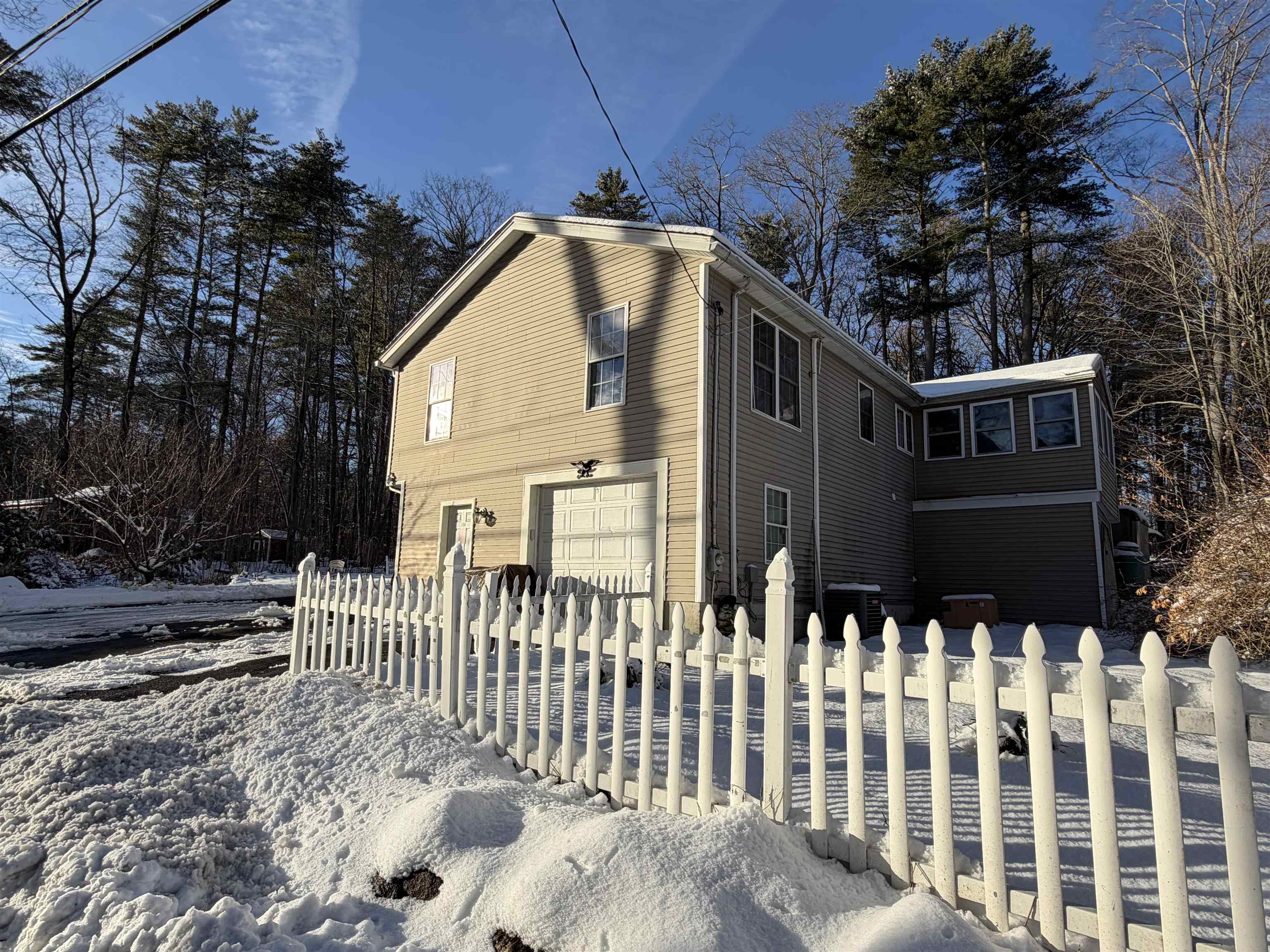 114 Chases Grove Rd, Derry, NH 03038