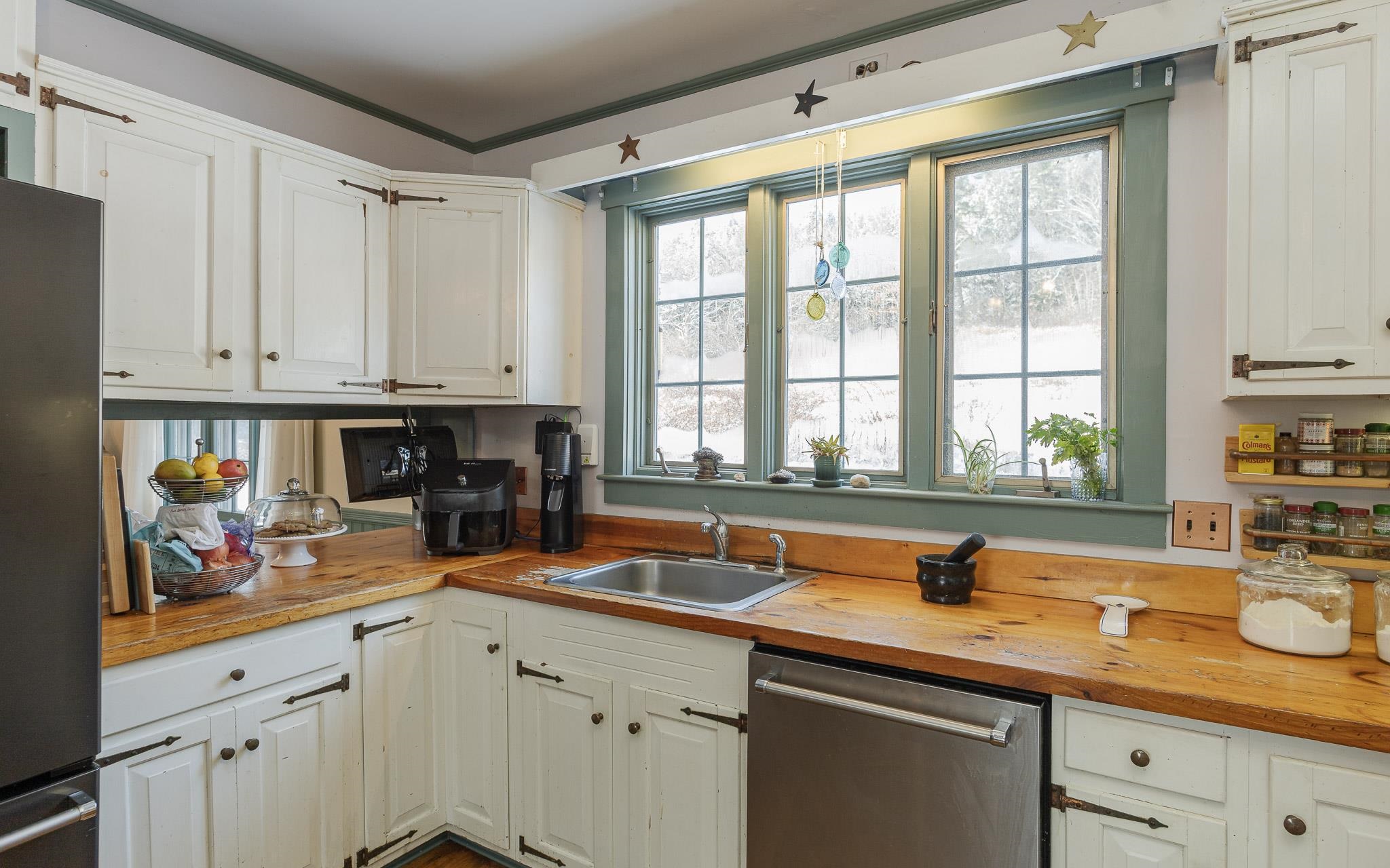 658 Main St, Marlborough, NH 03455