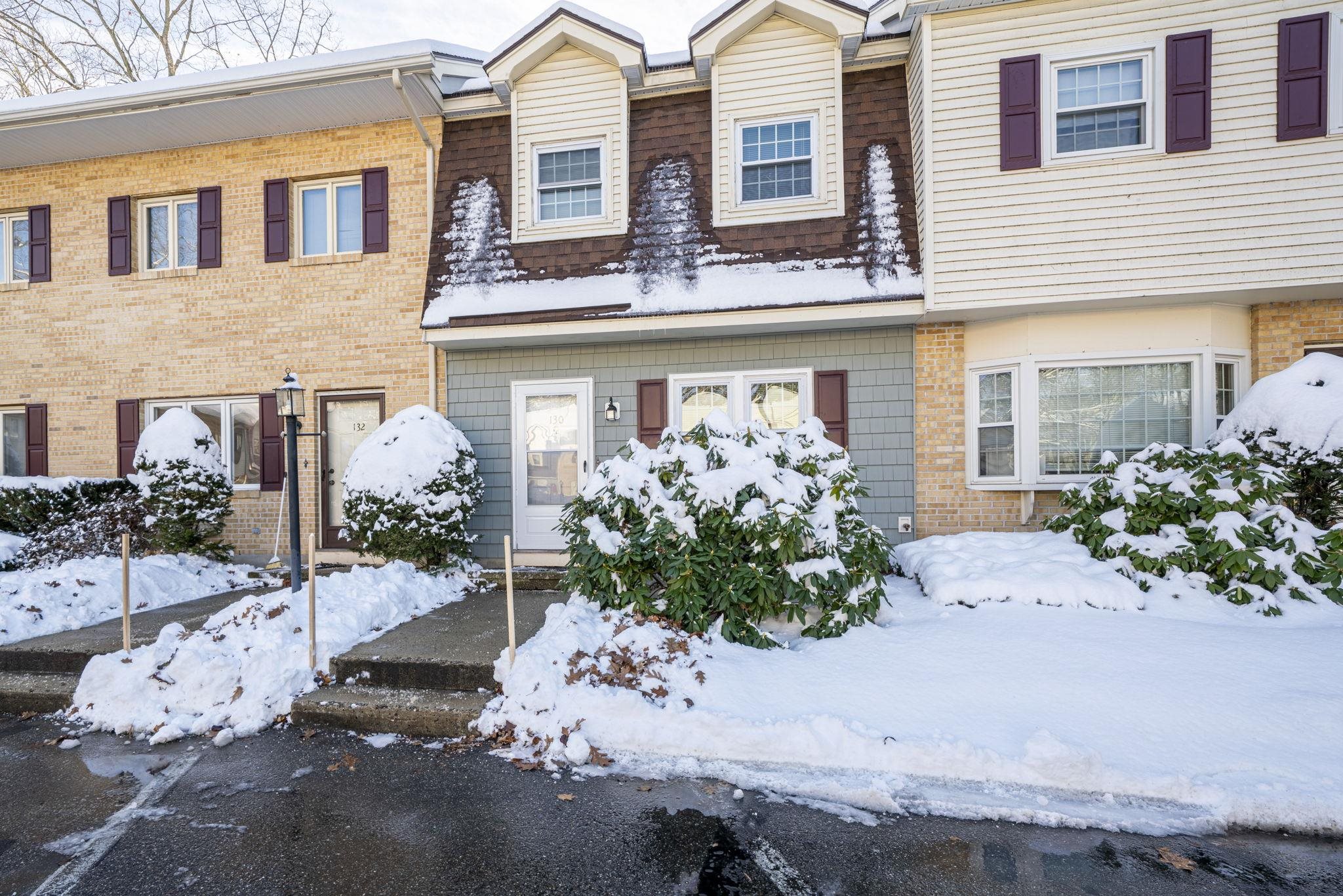 Photo of 130 Golfview Drive Manchester NH 03102