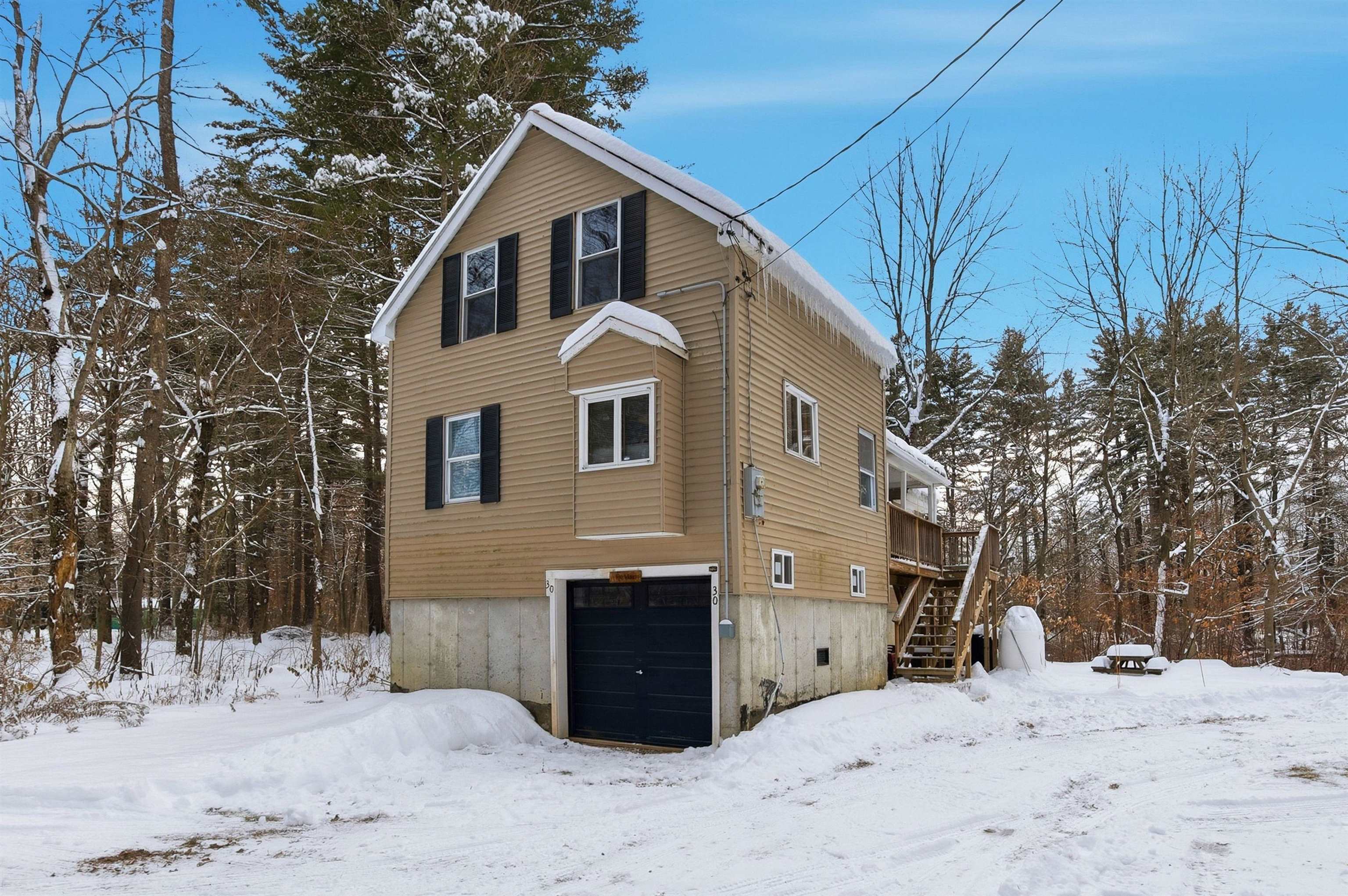 30 Moat Brook Dr, Conway, NH 03818