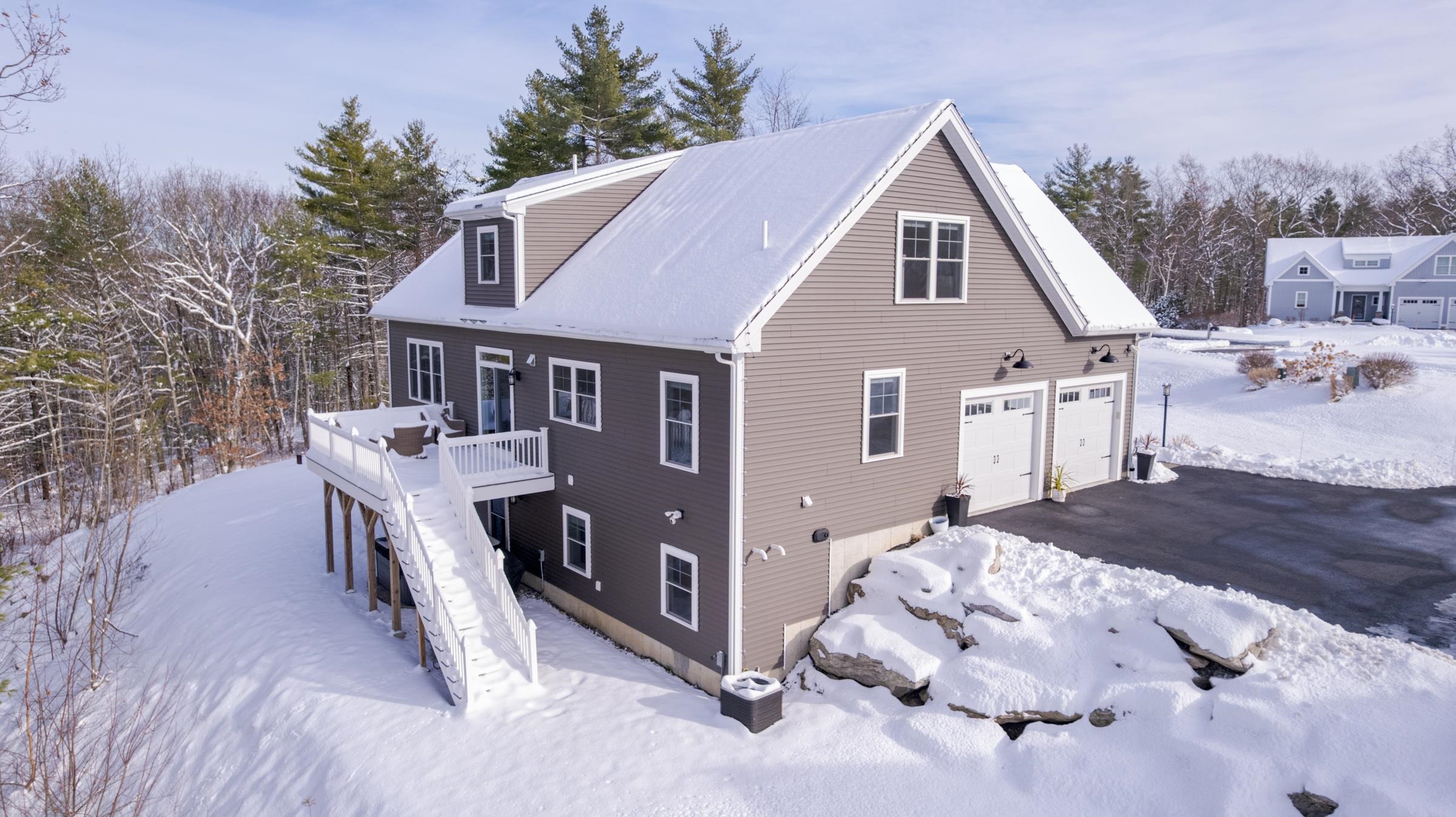 22 Sunrise Cir, Auburn, NH 03032