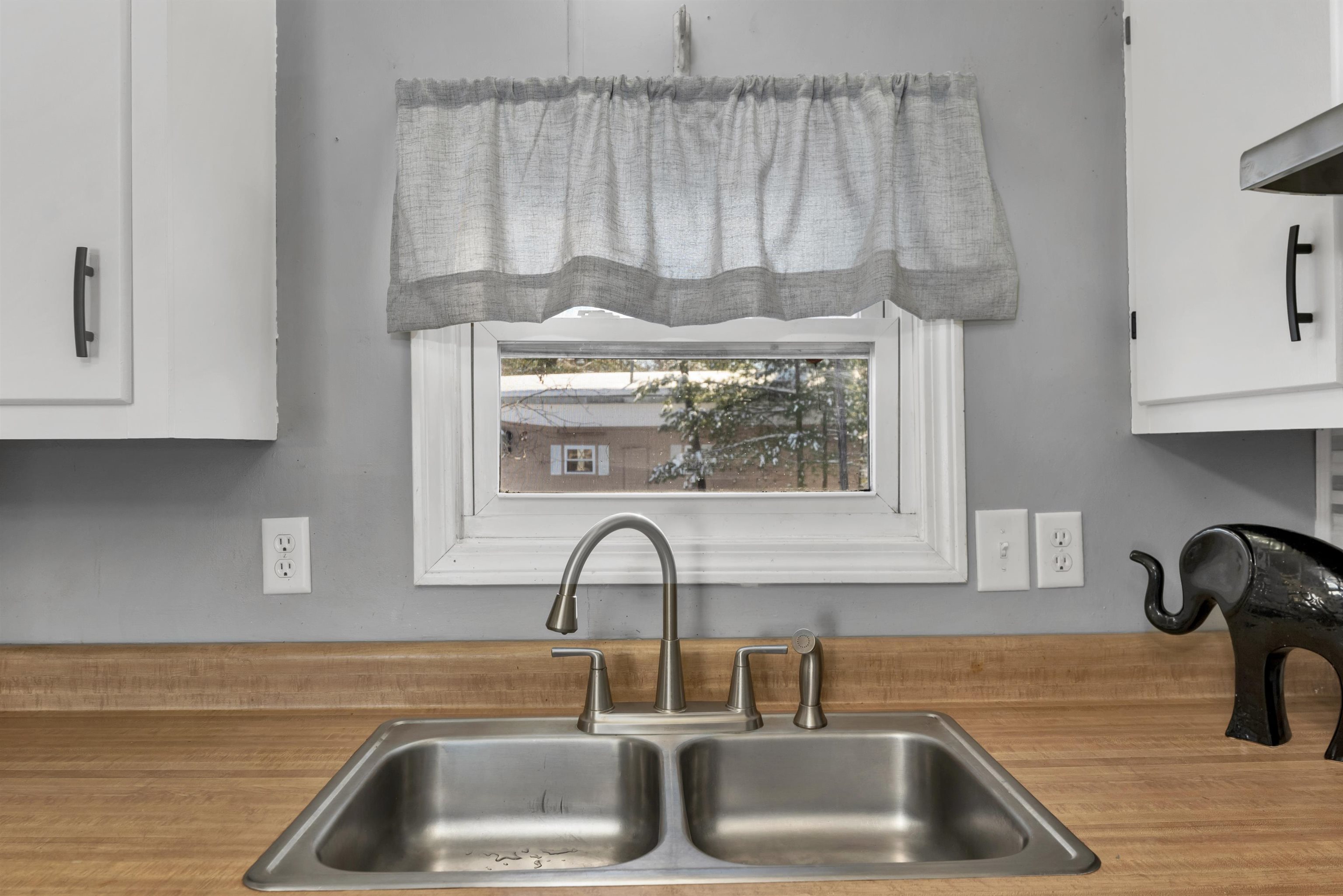 7 Highridge Trl, Concord, NH 03301