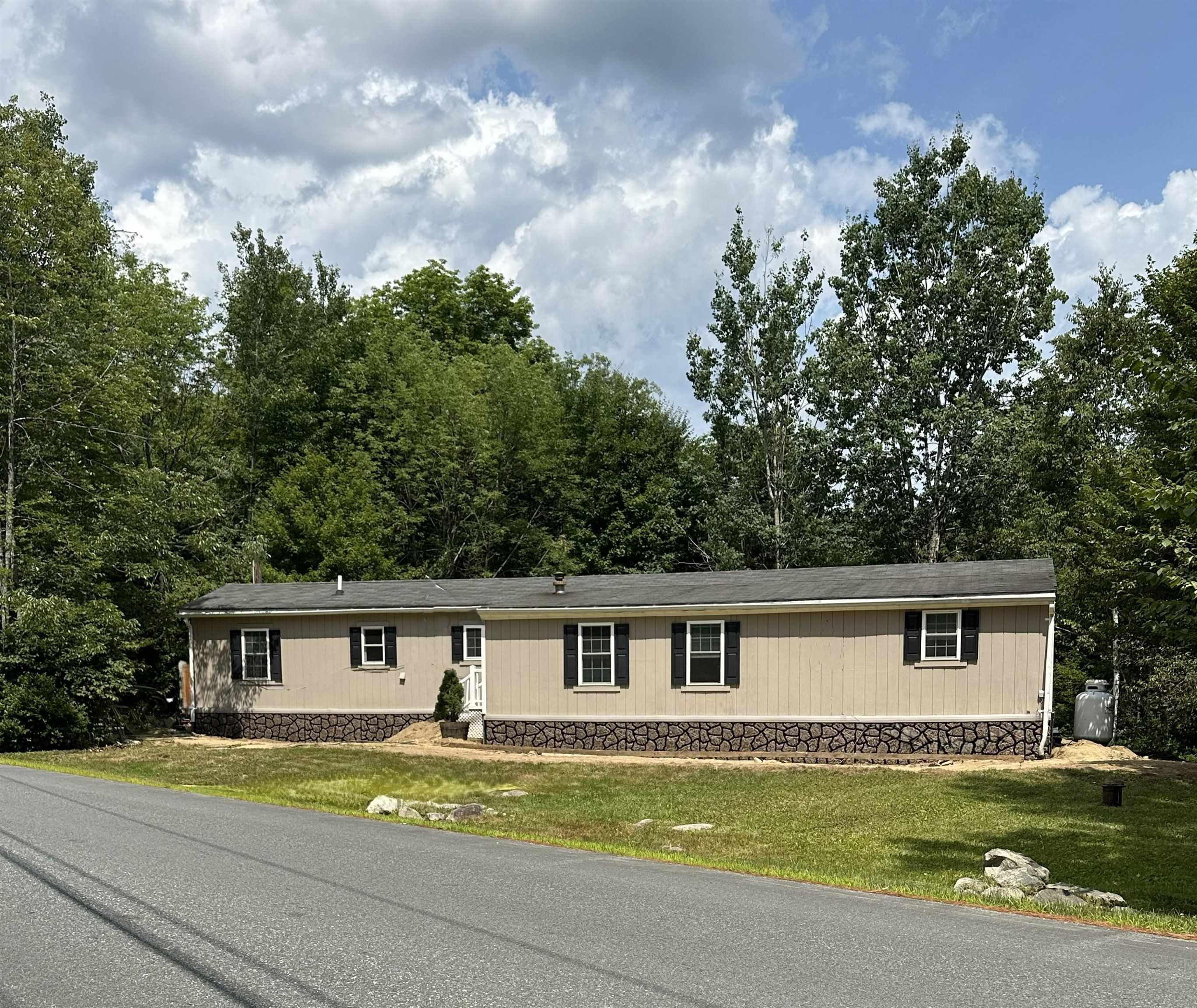 208 Grafton Turnpike Rd, Canaan, NH 03741