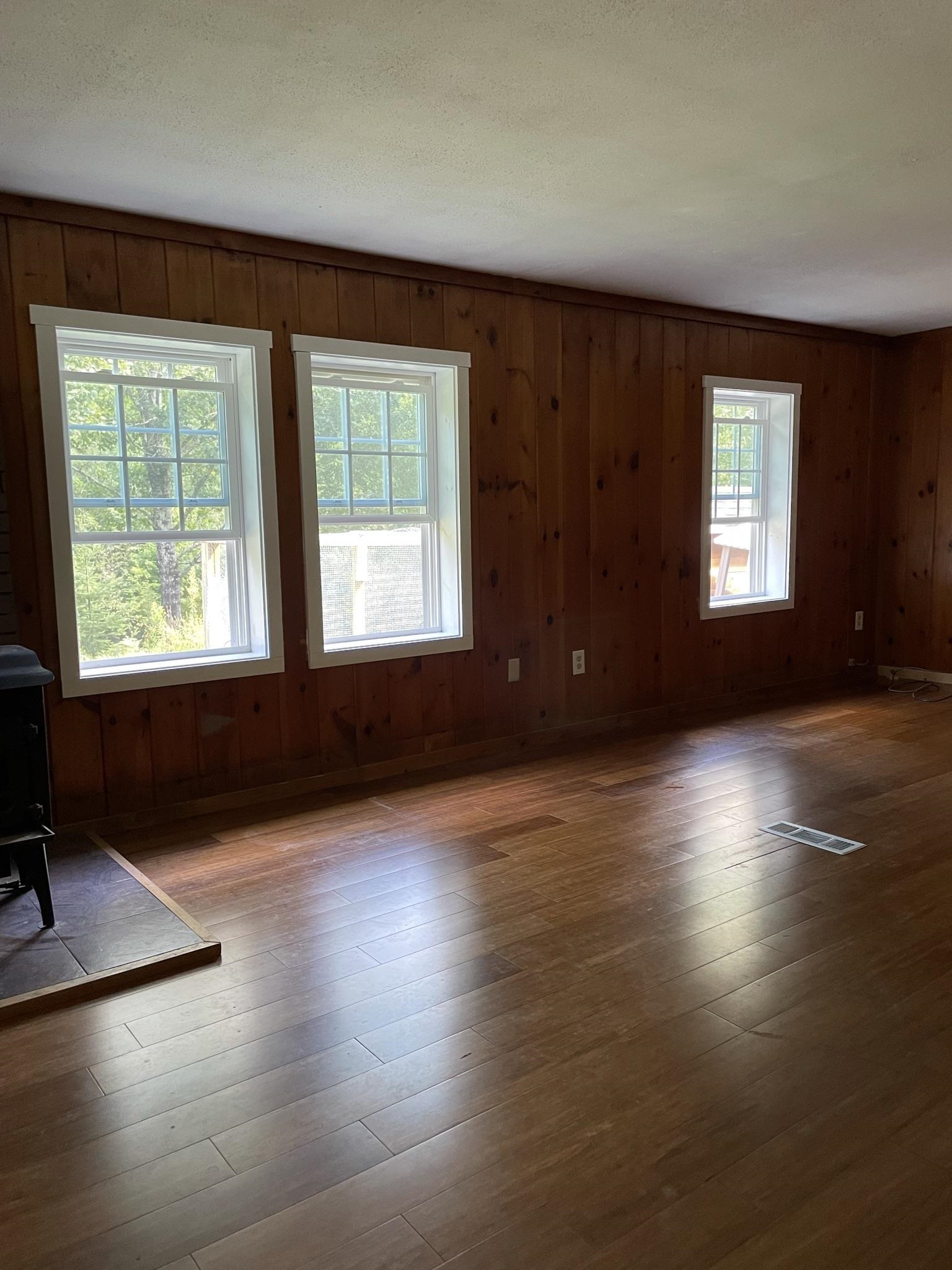 208 Grafton Turnpike Rd, Canaan, NH 03741