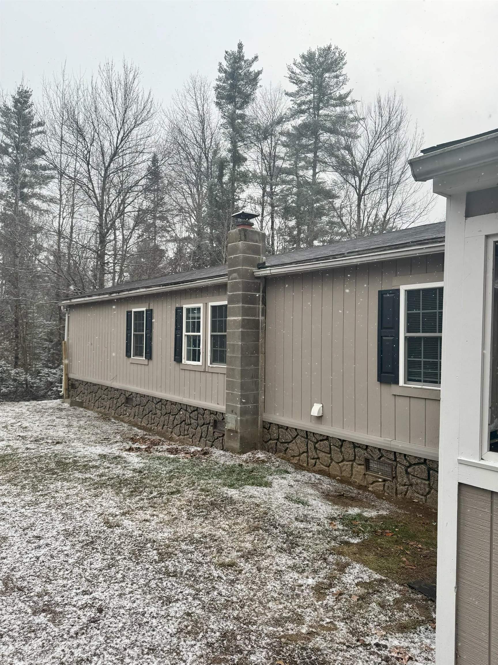 208 Grafton Turnpike Rd, Canaan, NH 03741