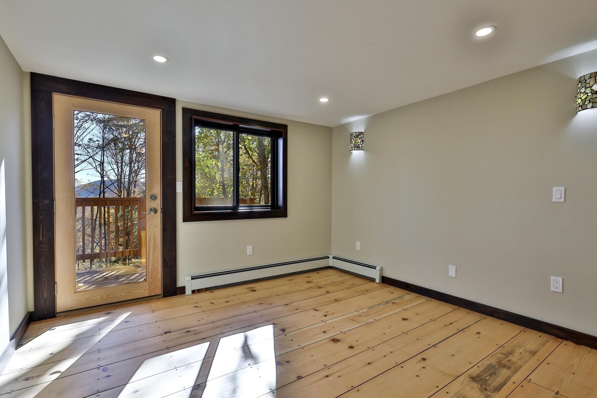 1114 Hawk Mountain Rd, Pittsfield, VT 05762