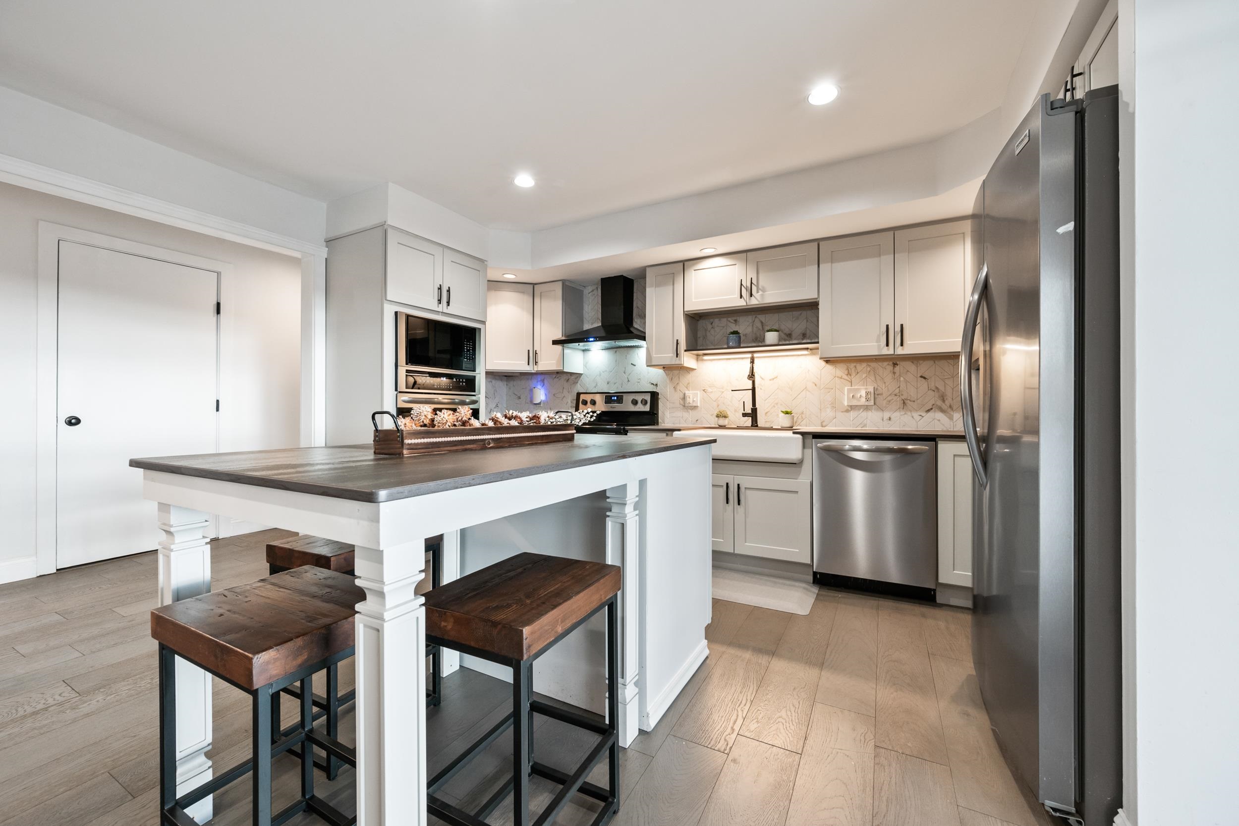 24 North Ledge Rd, Bartlett, NH 03812