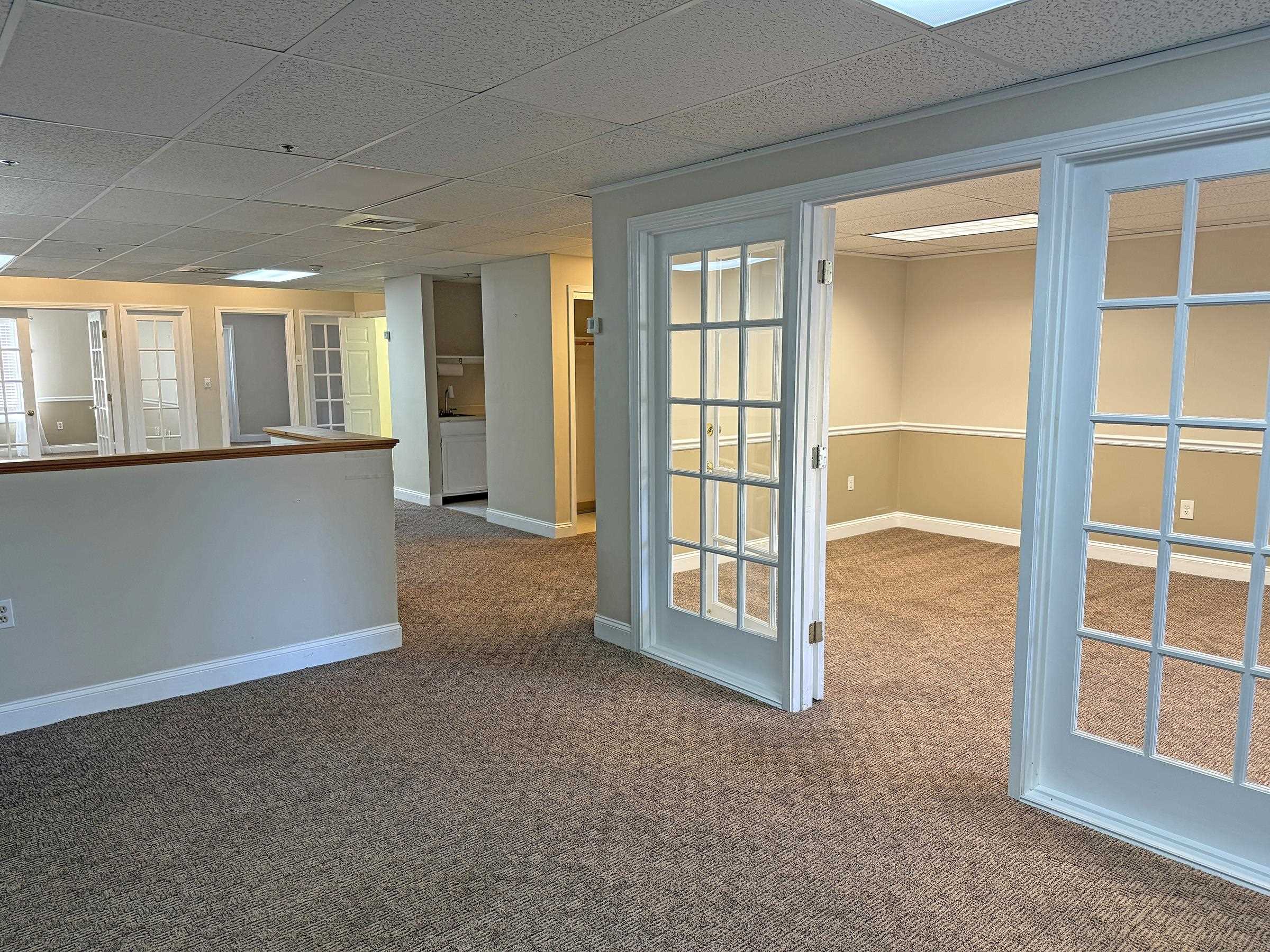 1 Merrill Industrial Dr, Hampton, NH 03842