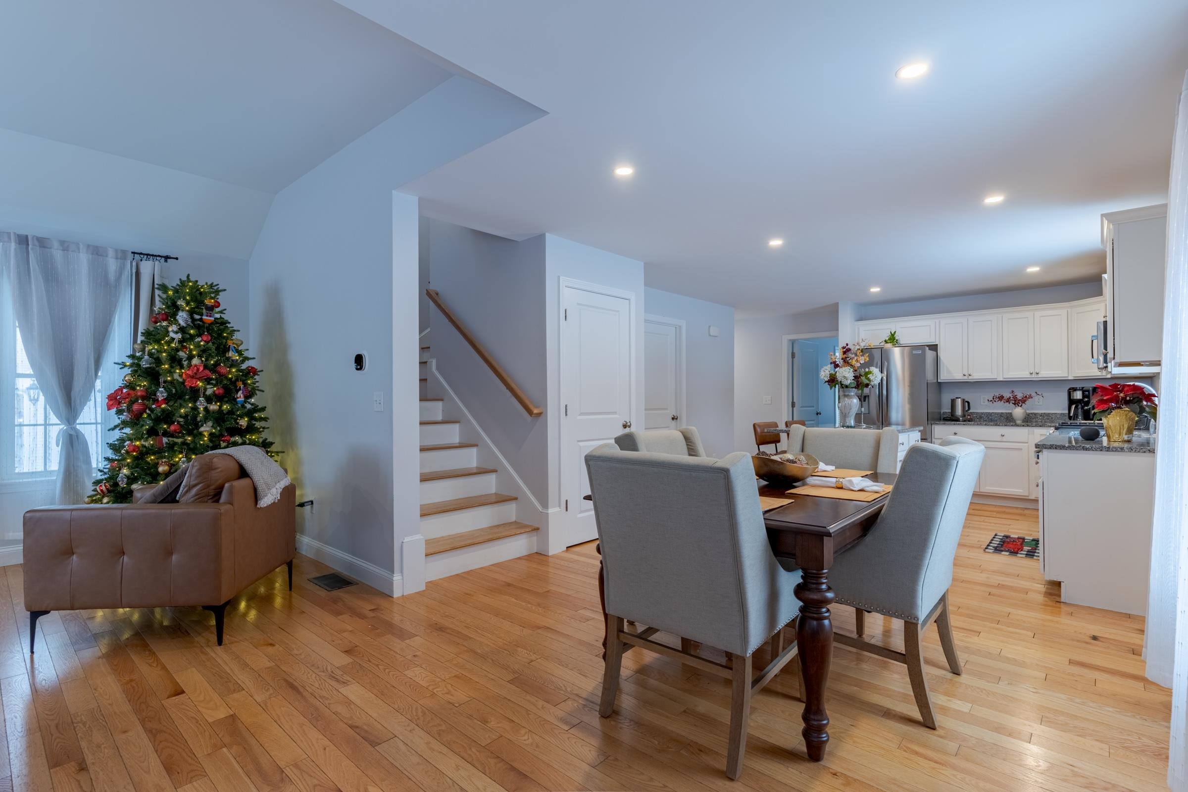 113 Crawley Falls Rd, Brentwood, NH 03833