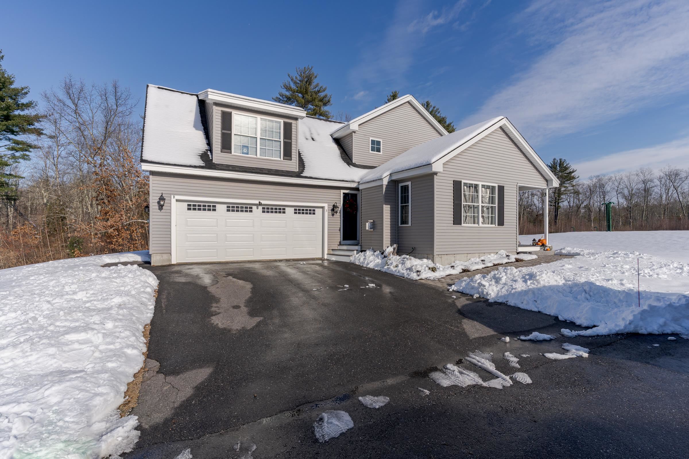 113 Crawley Falls Rd, Brentwood, NH 03833