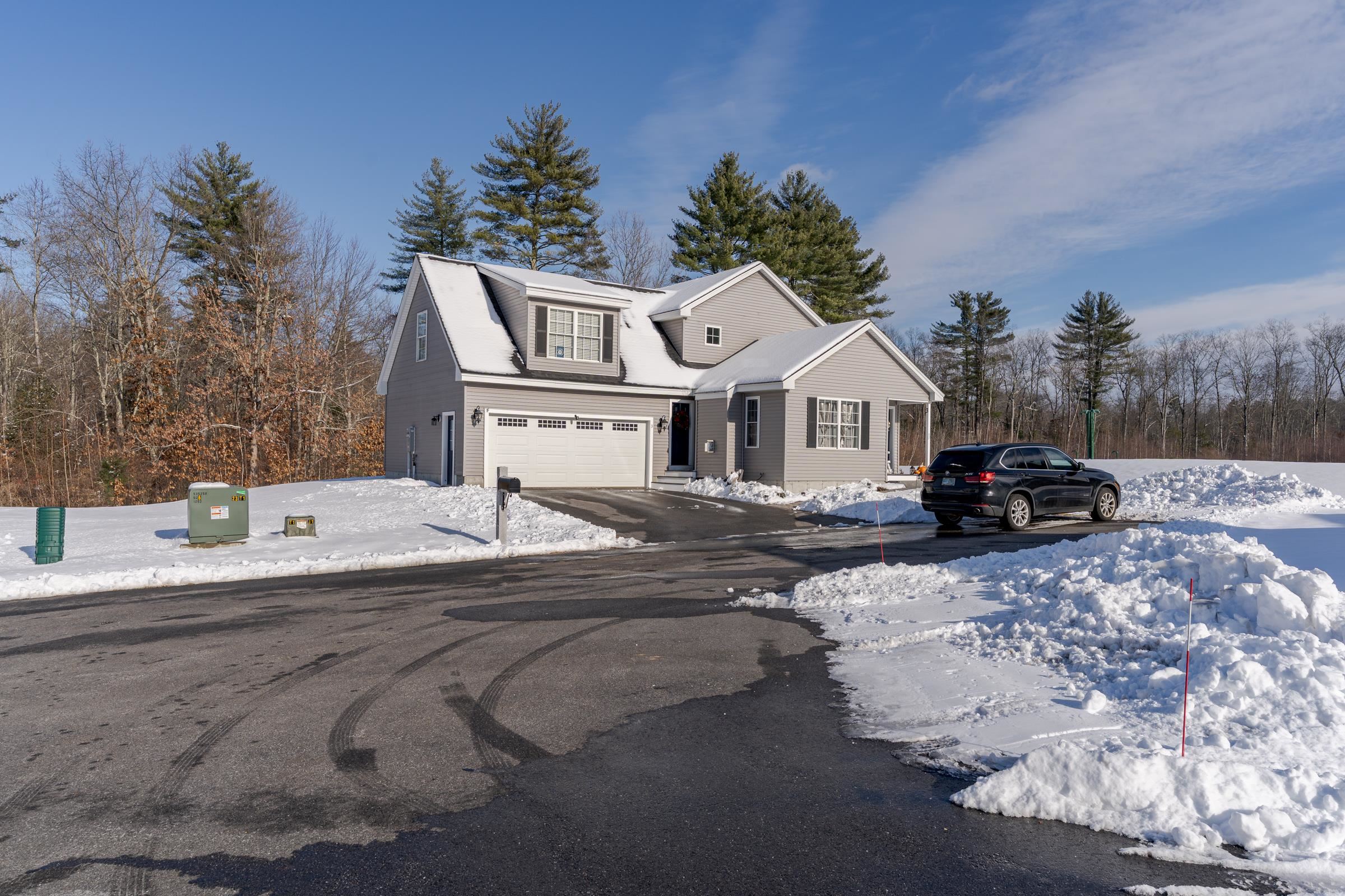 113 Crawley Falls Rd, Brentwood, NH 03833
