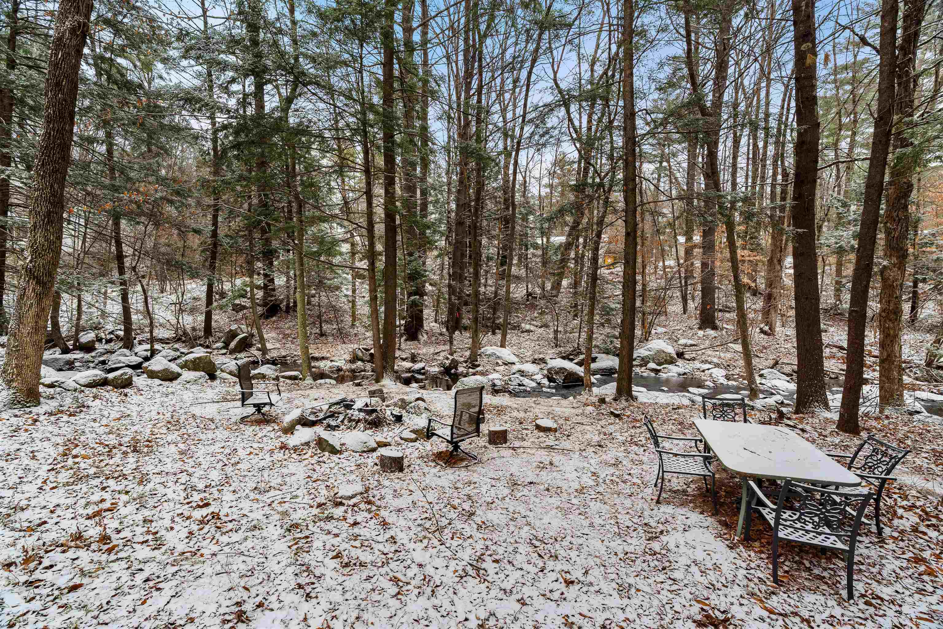 9 Ellen Brook Rd, Hillsborough, NH 03244