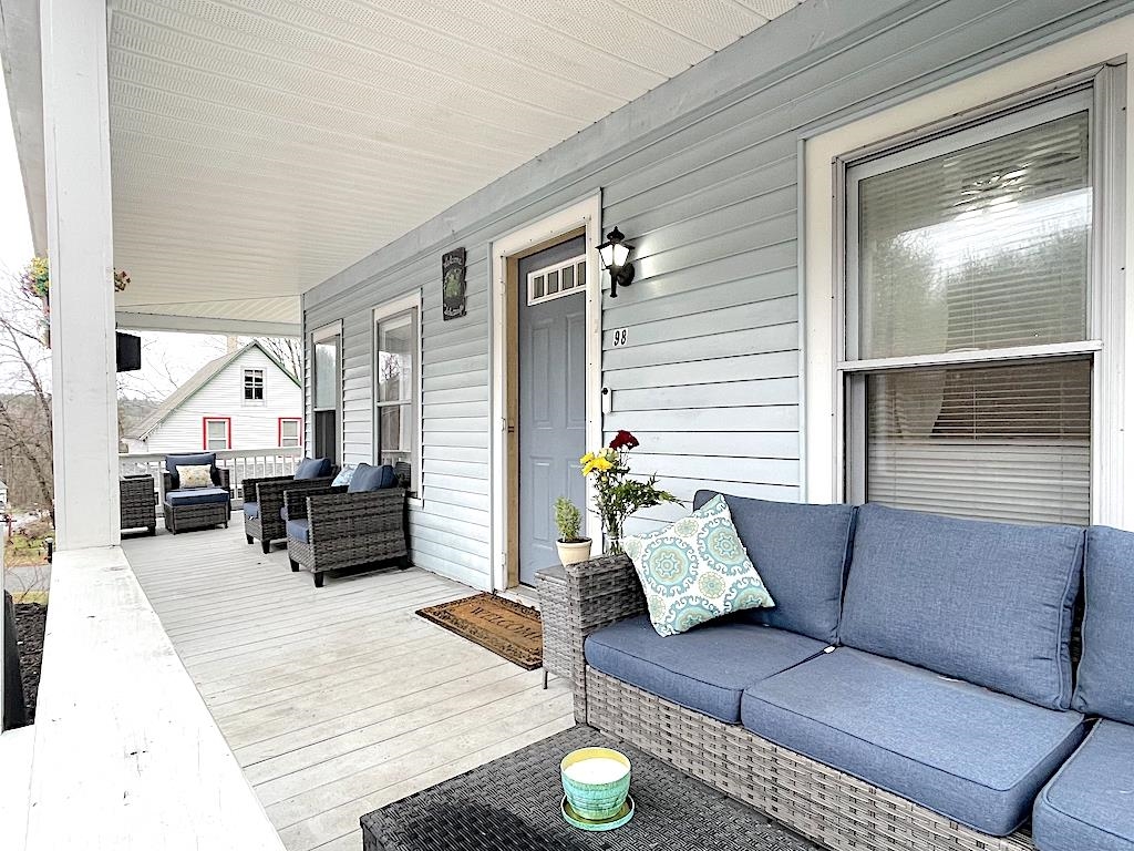 98 Monadnock St, Troy, NH 03465