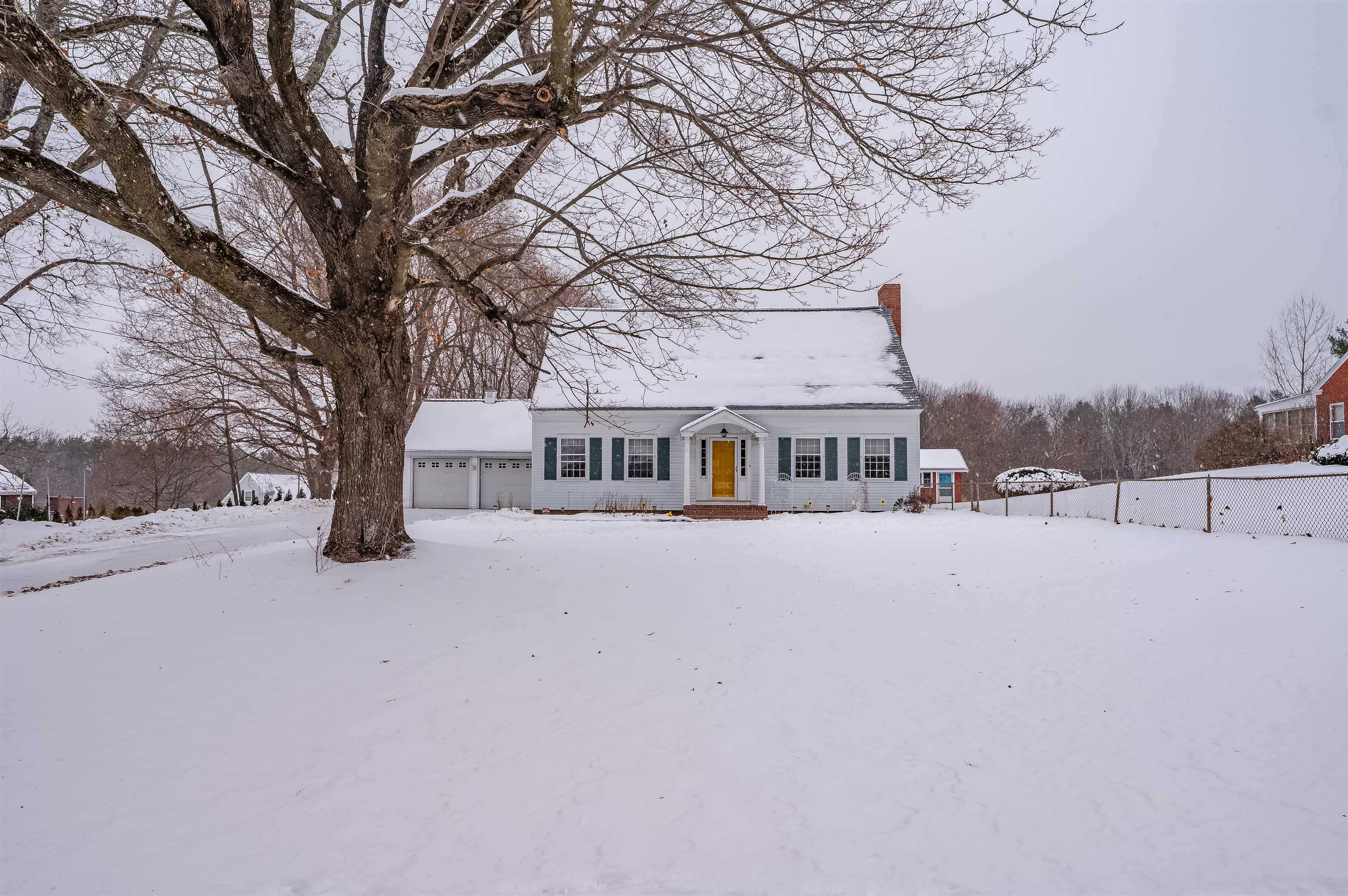 144 Rochester Hill Rd, Rochester, NH 03867