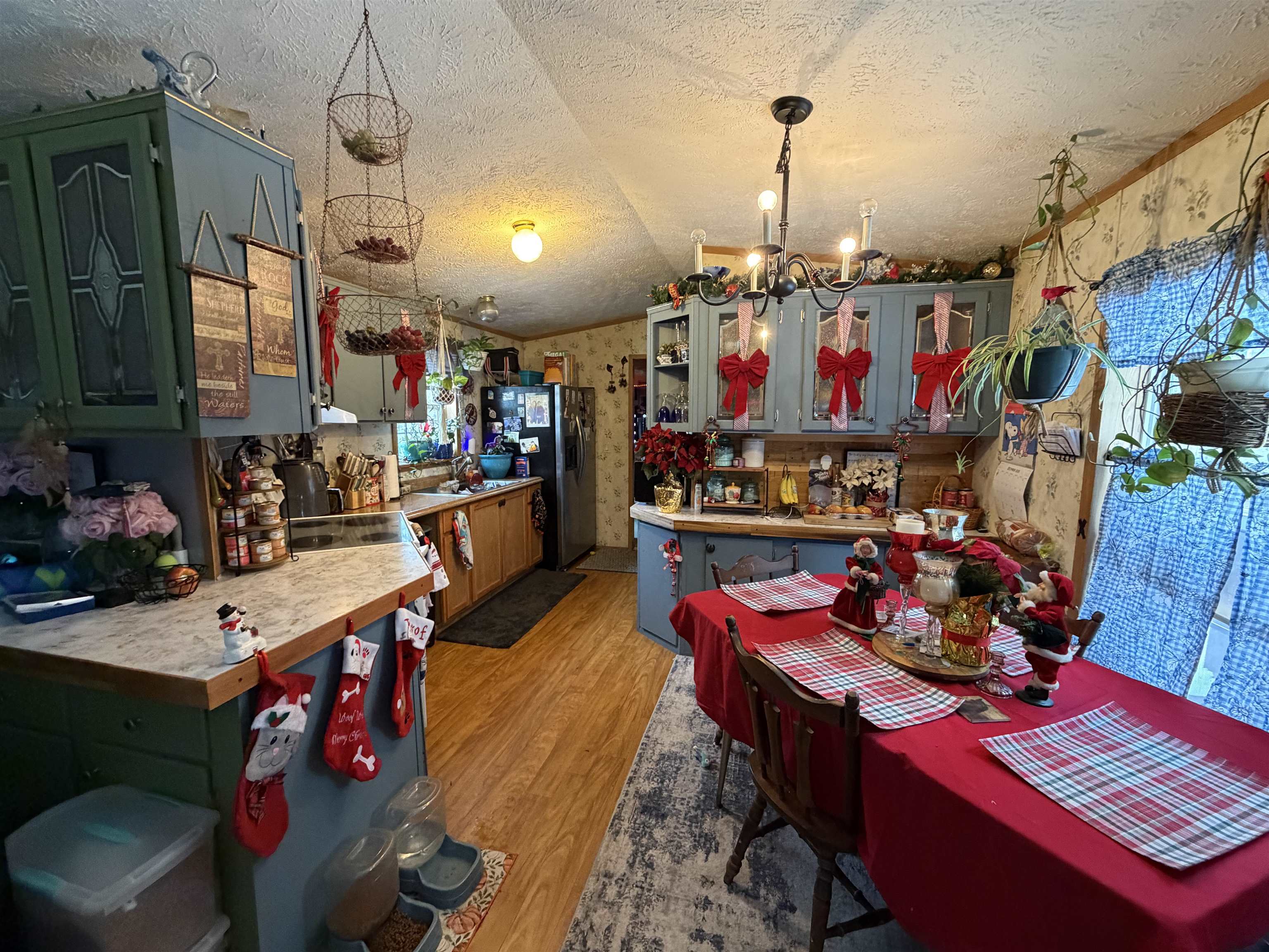 12 Wetherby Dr, Winchester, NH 03470