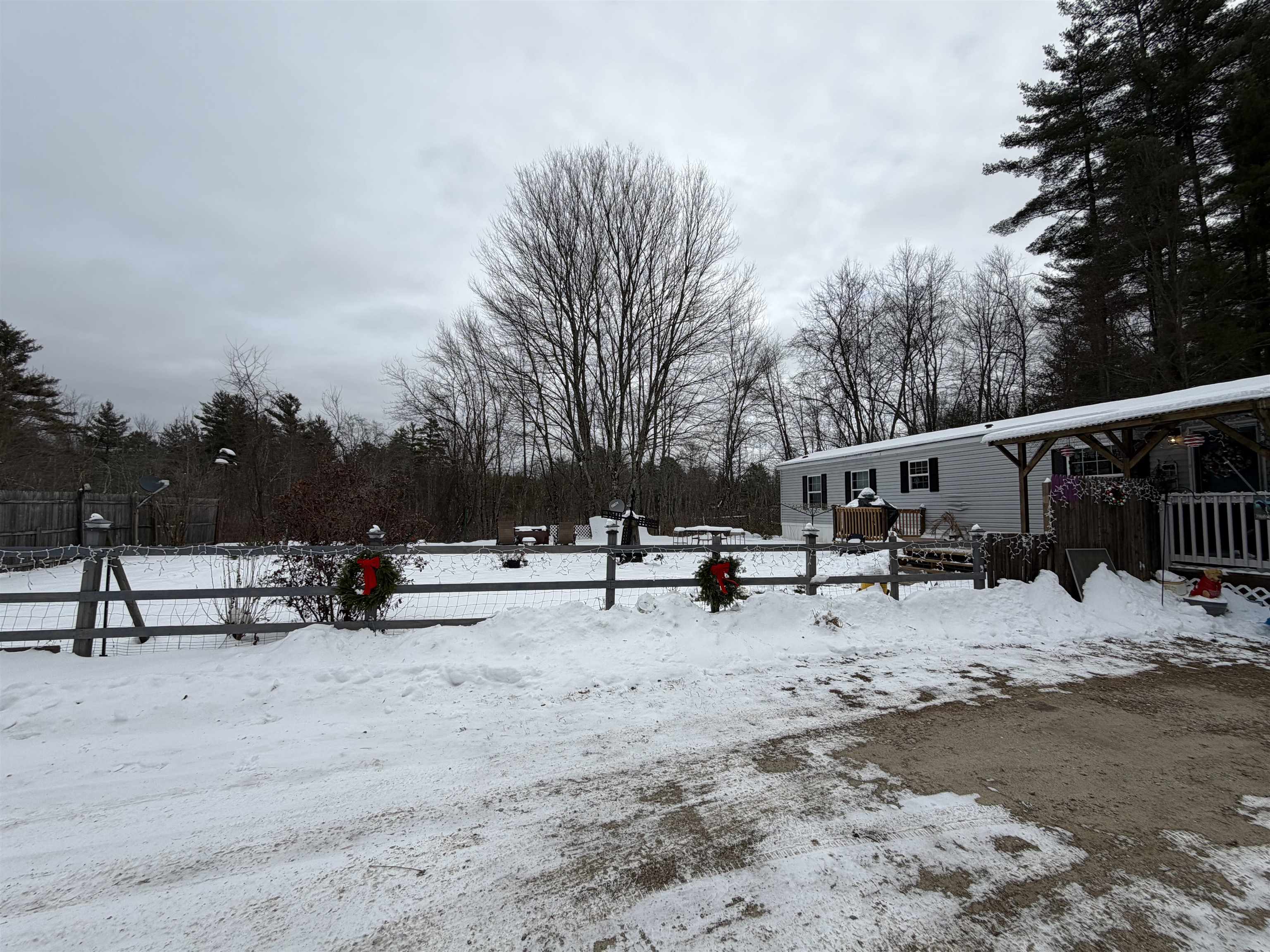 12 Wetherby Dr, Winchester, NH 03470