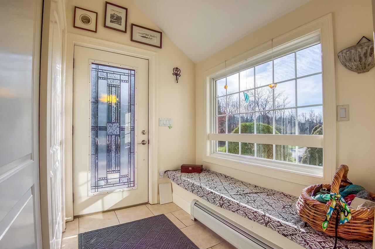 146 Calef Hw, Barrington, NH 03825