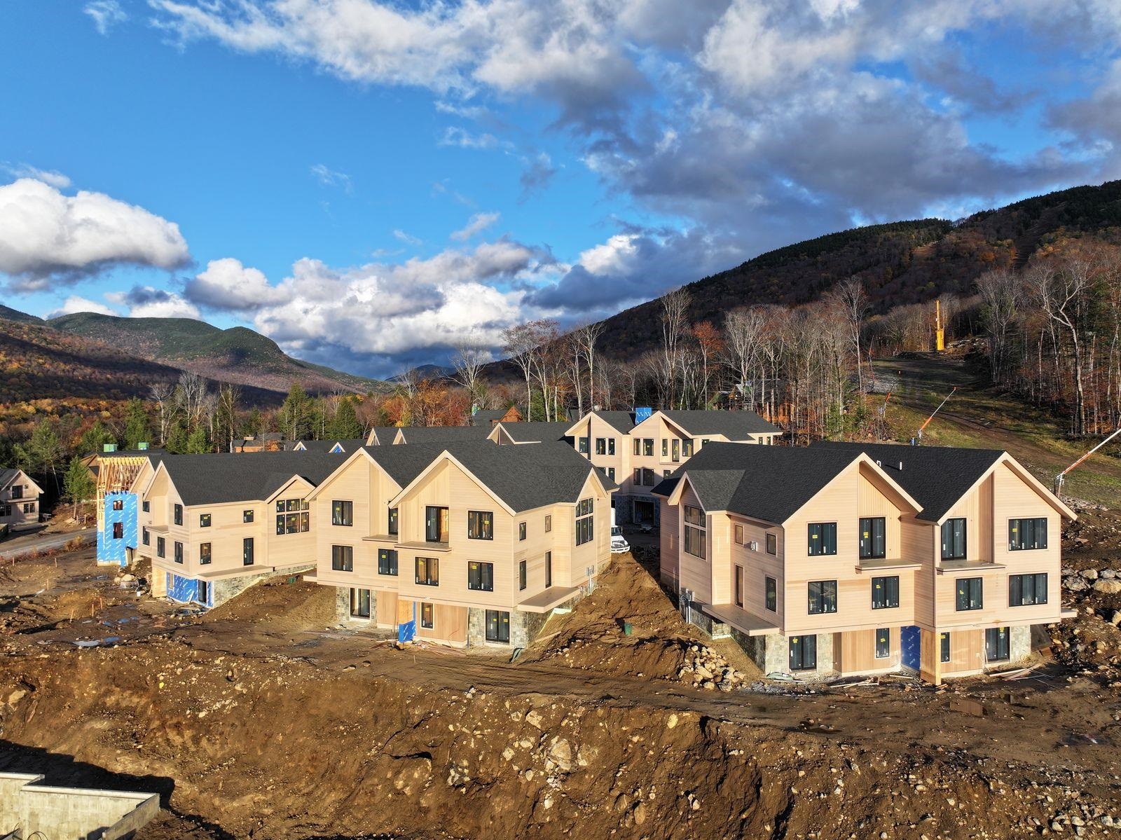 8B Ember Ct, Lincoln, NH 03251