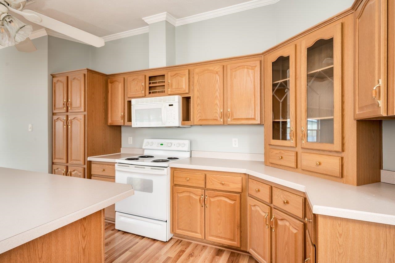 45 Seneca St, Rochester, NH 03867