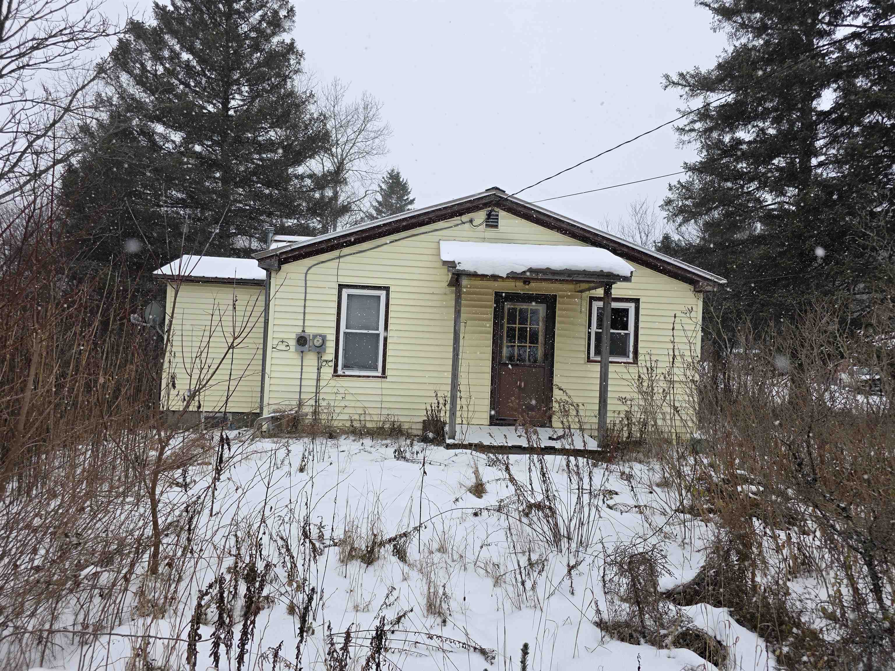 Photo of 400 New Hampshire Route 26 Colebrook NH 03576