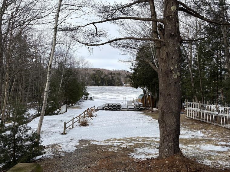 48 Valley Rd, Tuftonboro, NH 03816