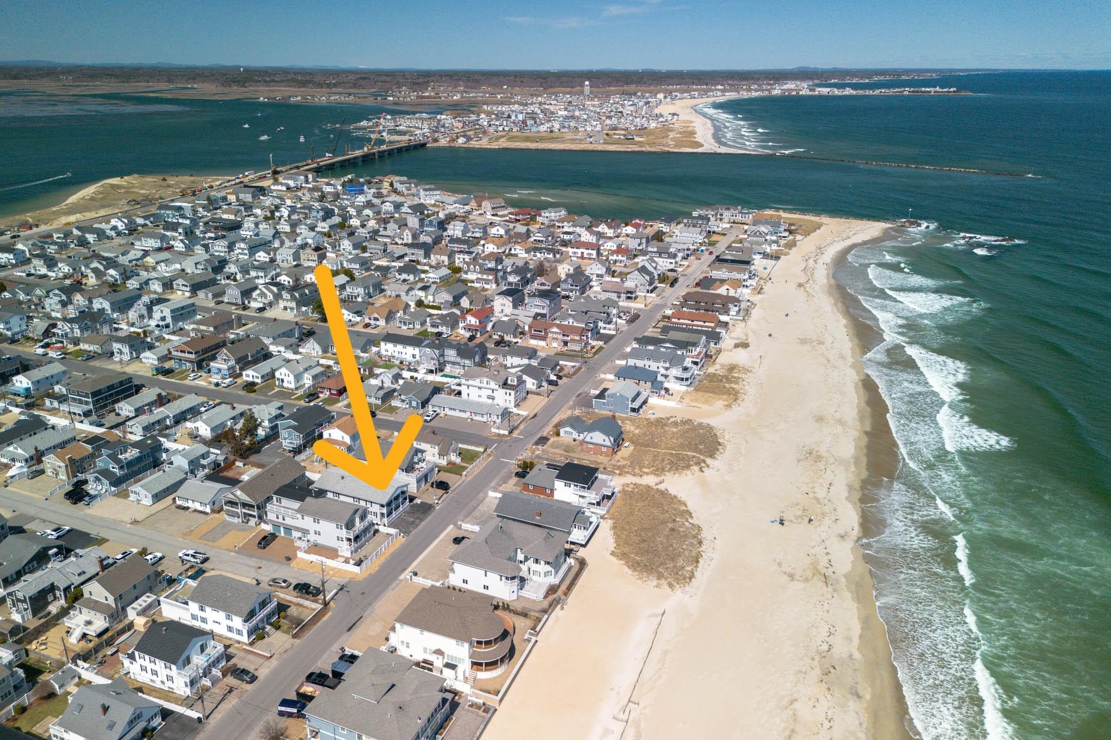 108 Ocean Dr #1, Seabrook, NH 03874