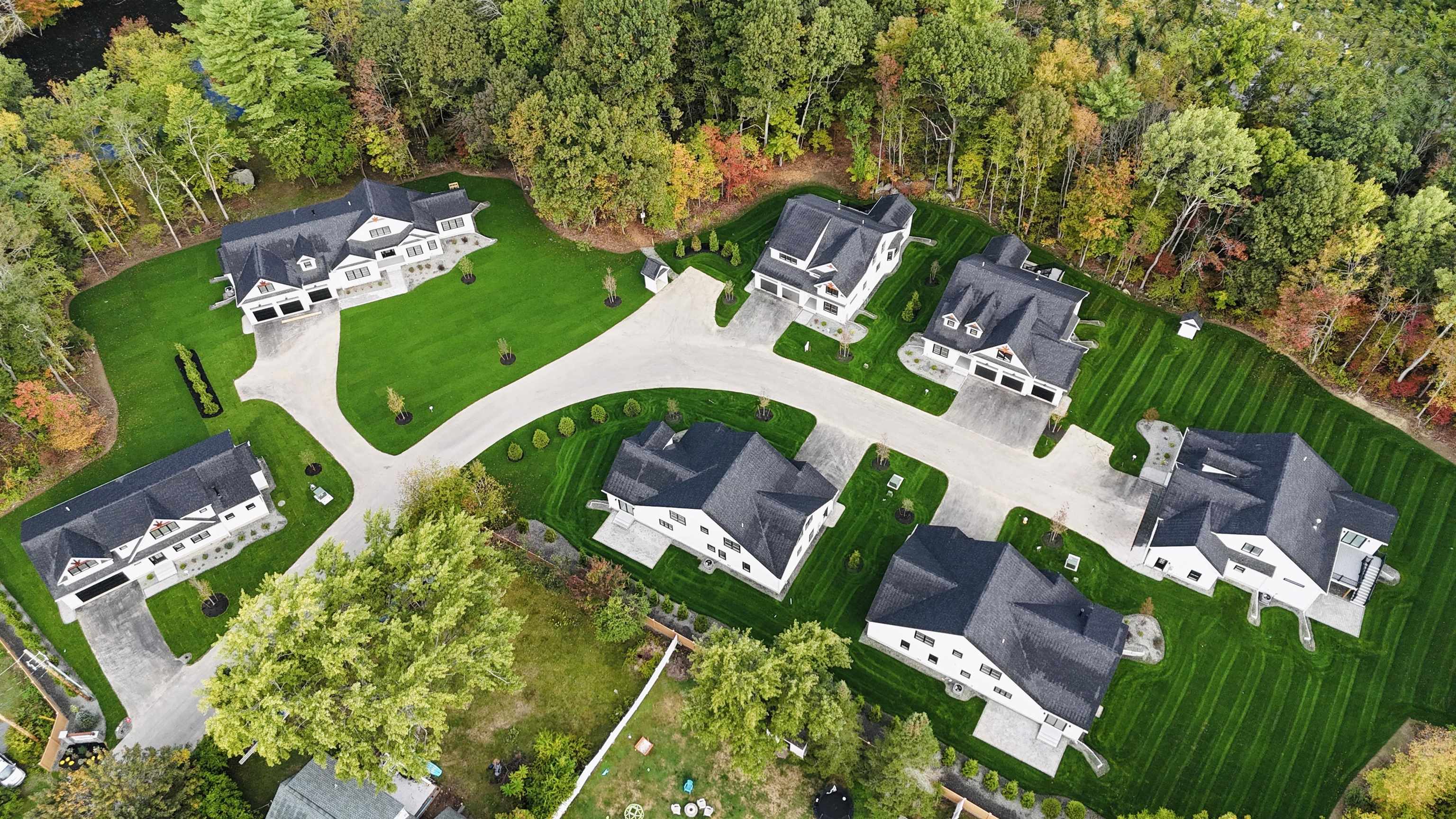 15 Little River Rd, Exeter, NH 03833