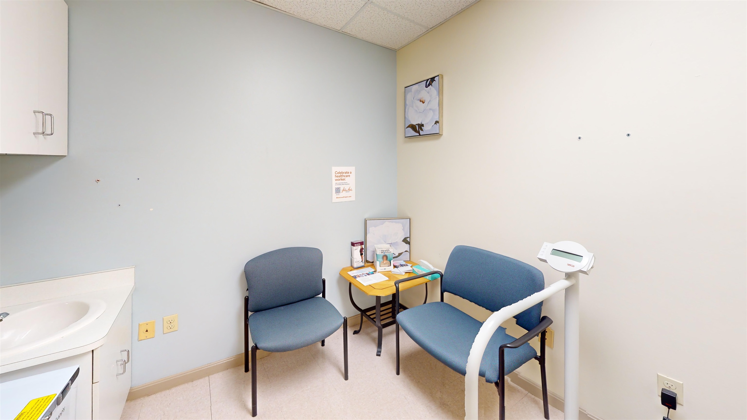 769 South Main St, Manchester, NH 03102