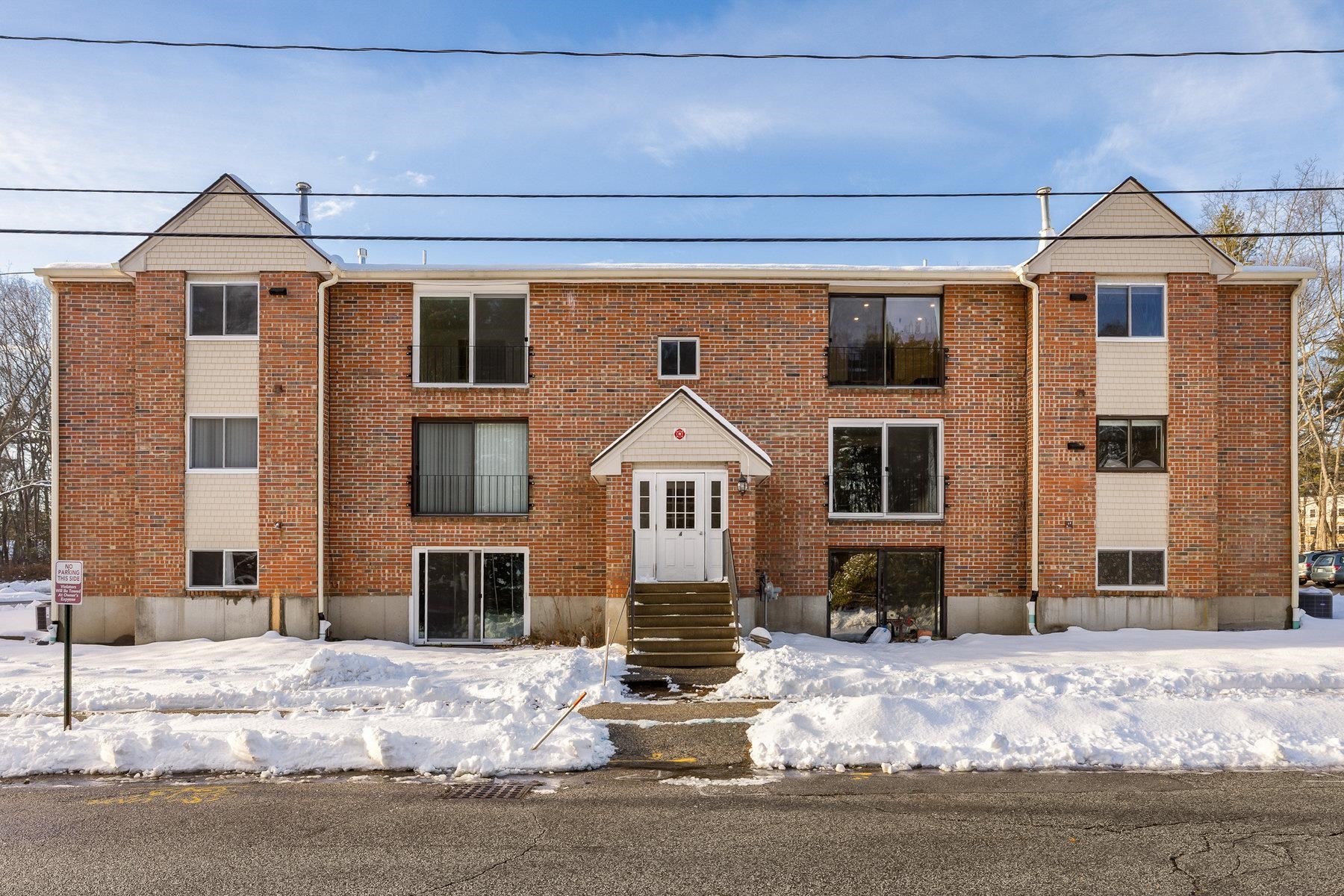 4 Brookside Dr, Exeter, NH 03833