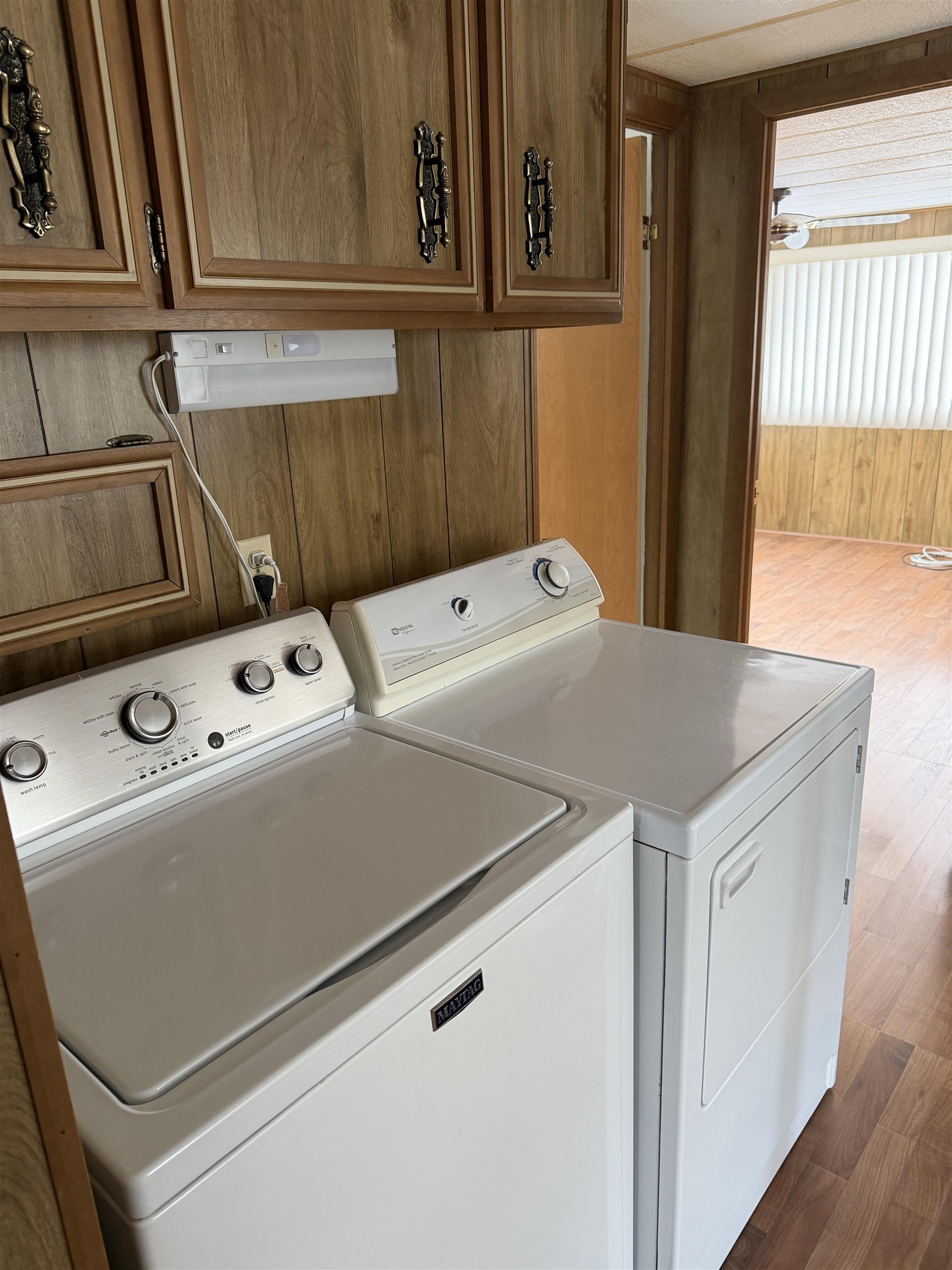 47 Scott Ave, Seabrook, NH 03874