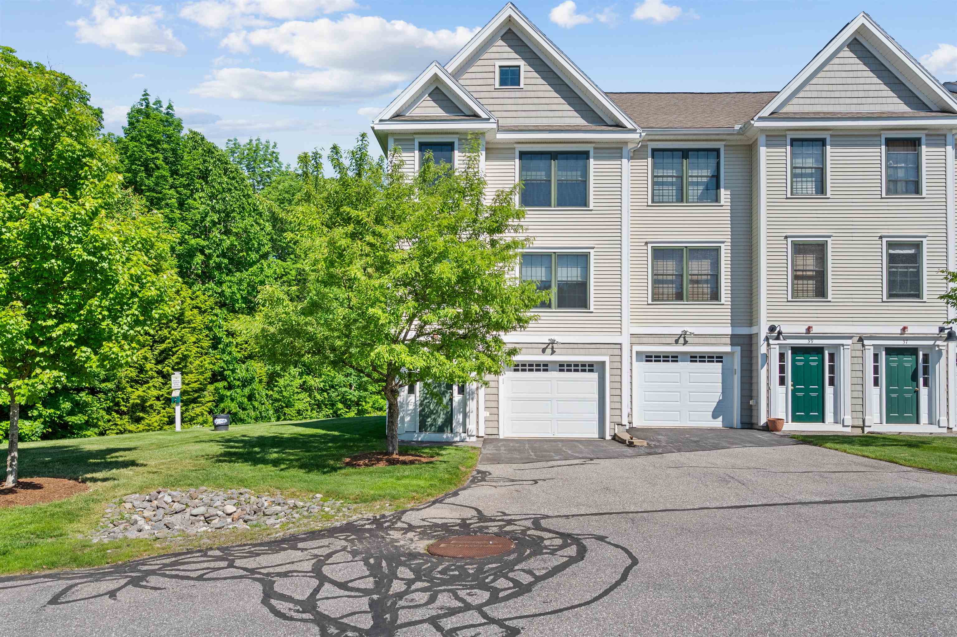 41 Village Drive — photo 1