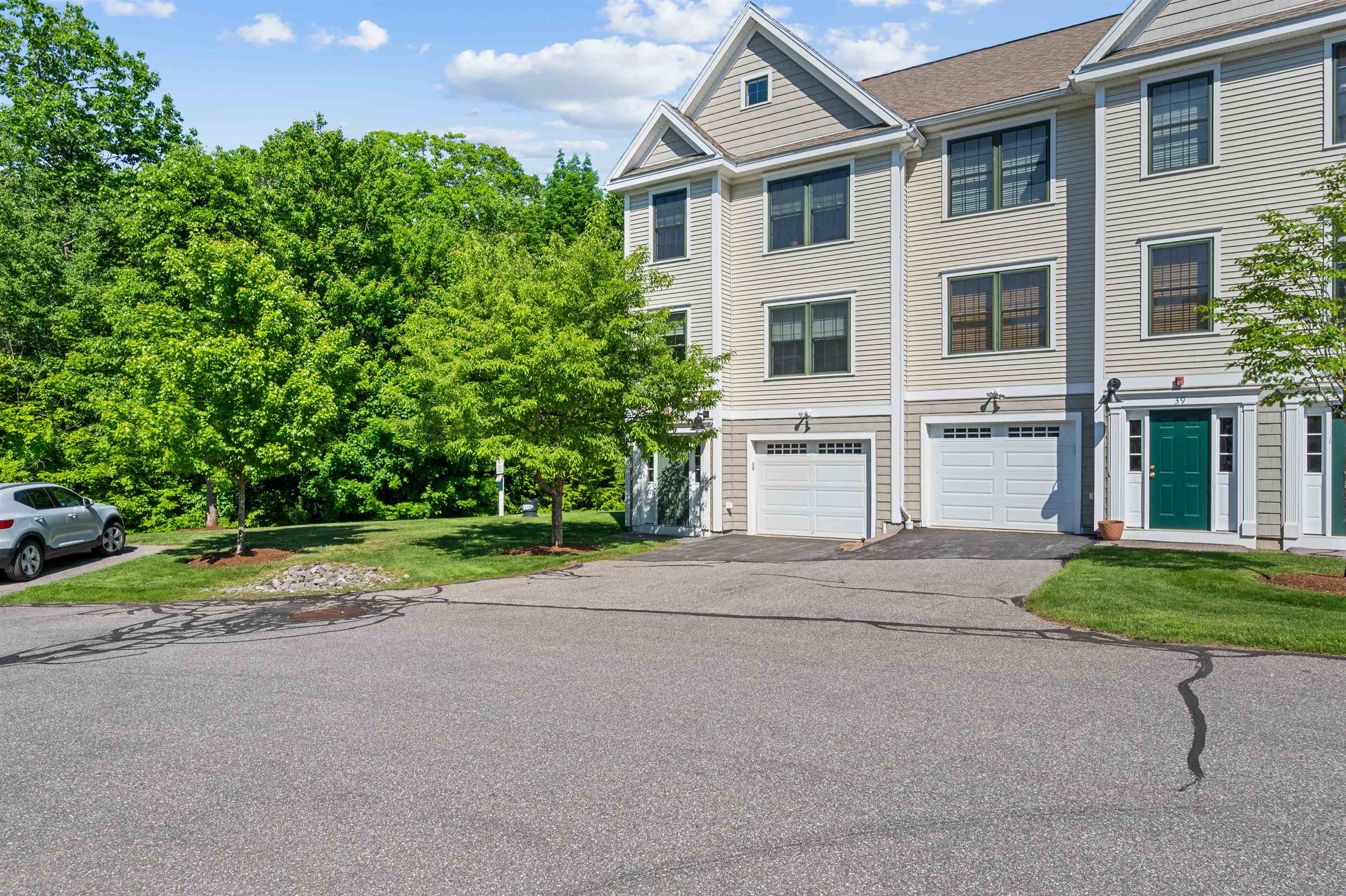 41 Village Drive — photo 2