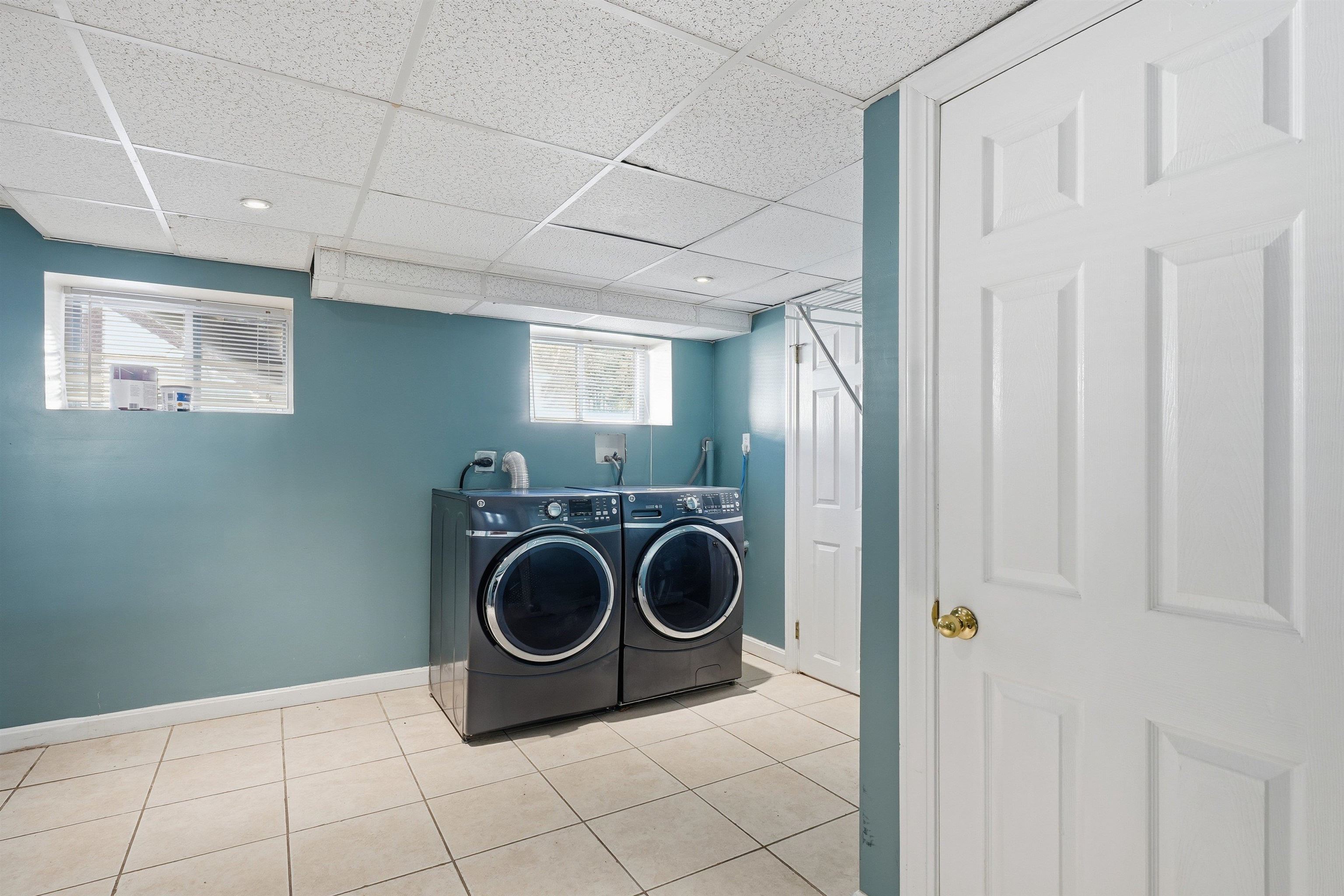 2 Baker Rd, Windham, NH 03087