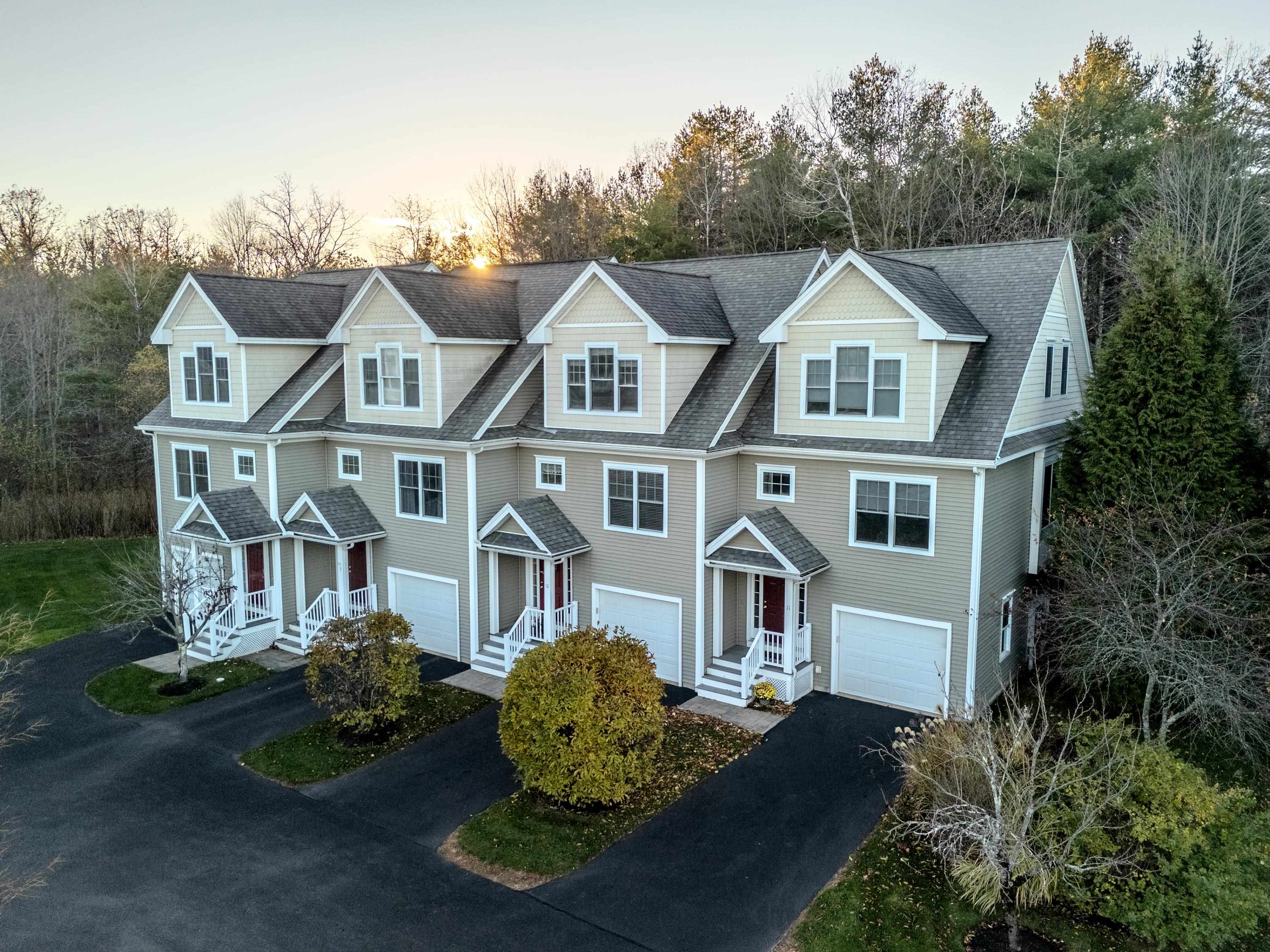 MLS 5071804: 131 Court Street-Unit 10, Exeter NH