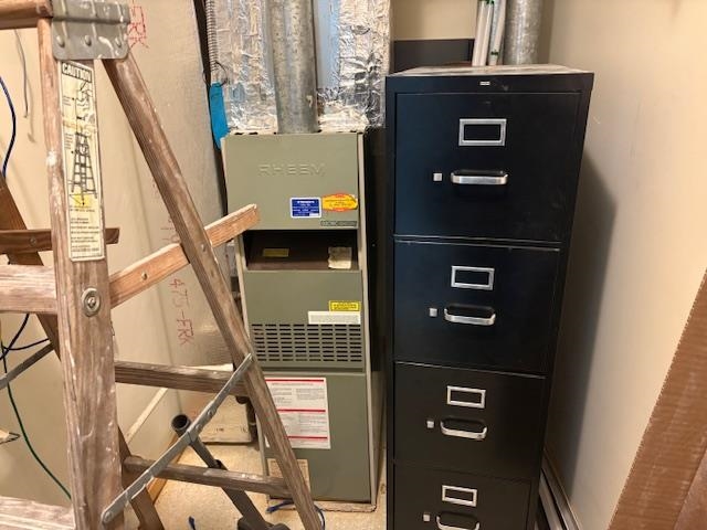 60 Rochester Hill Rd, Rochester, NH 03867