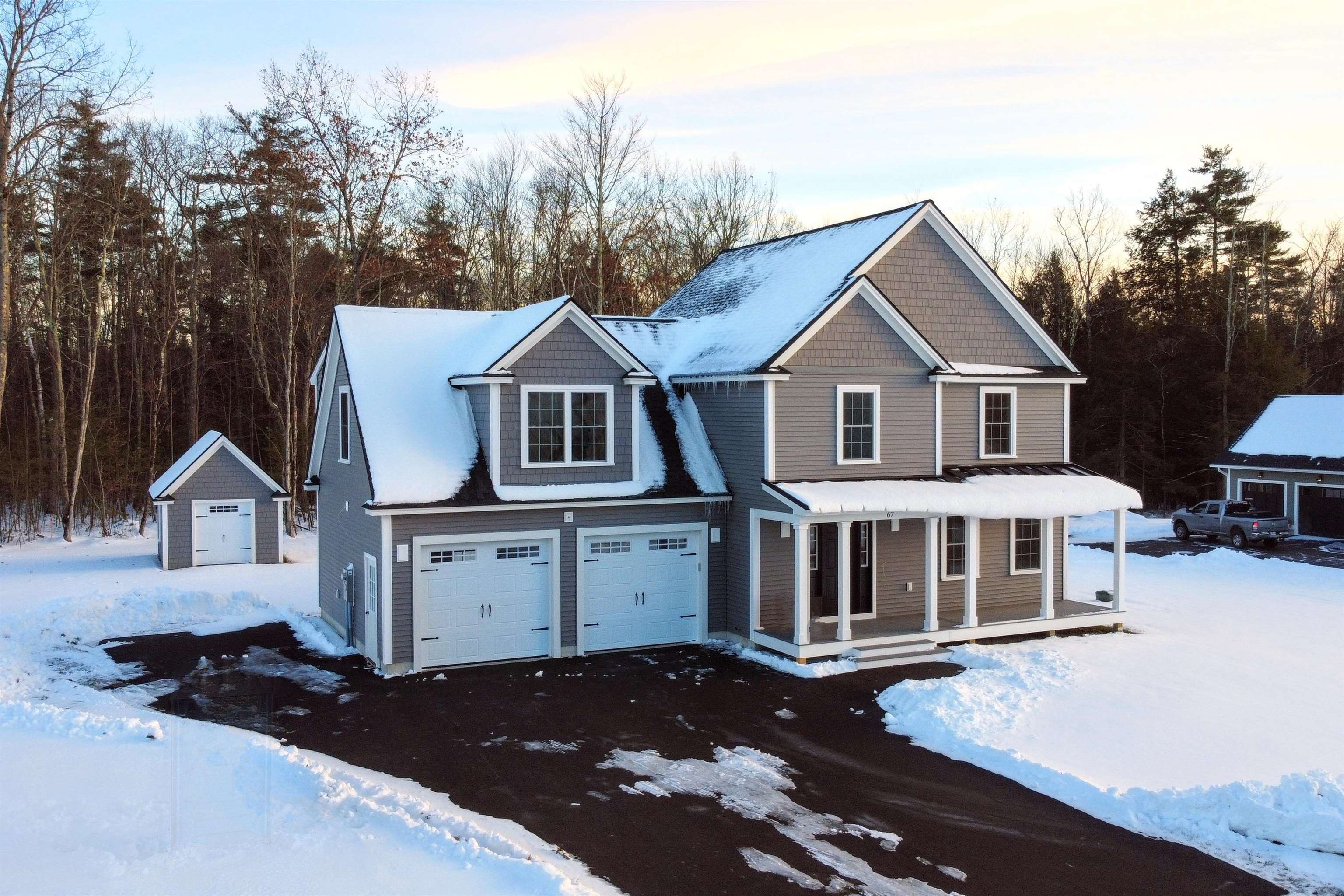 67 Bailey Dr, Rochester, NH 03868