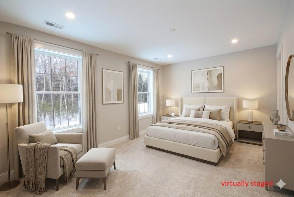 67 Bailey Dr, Rochester, NH 03868