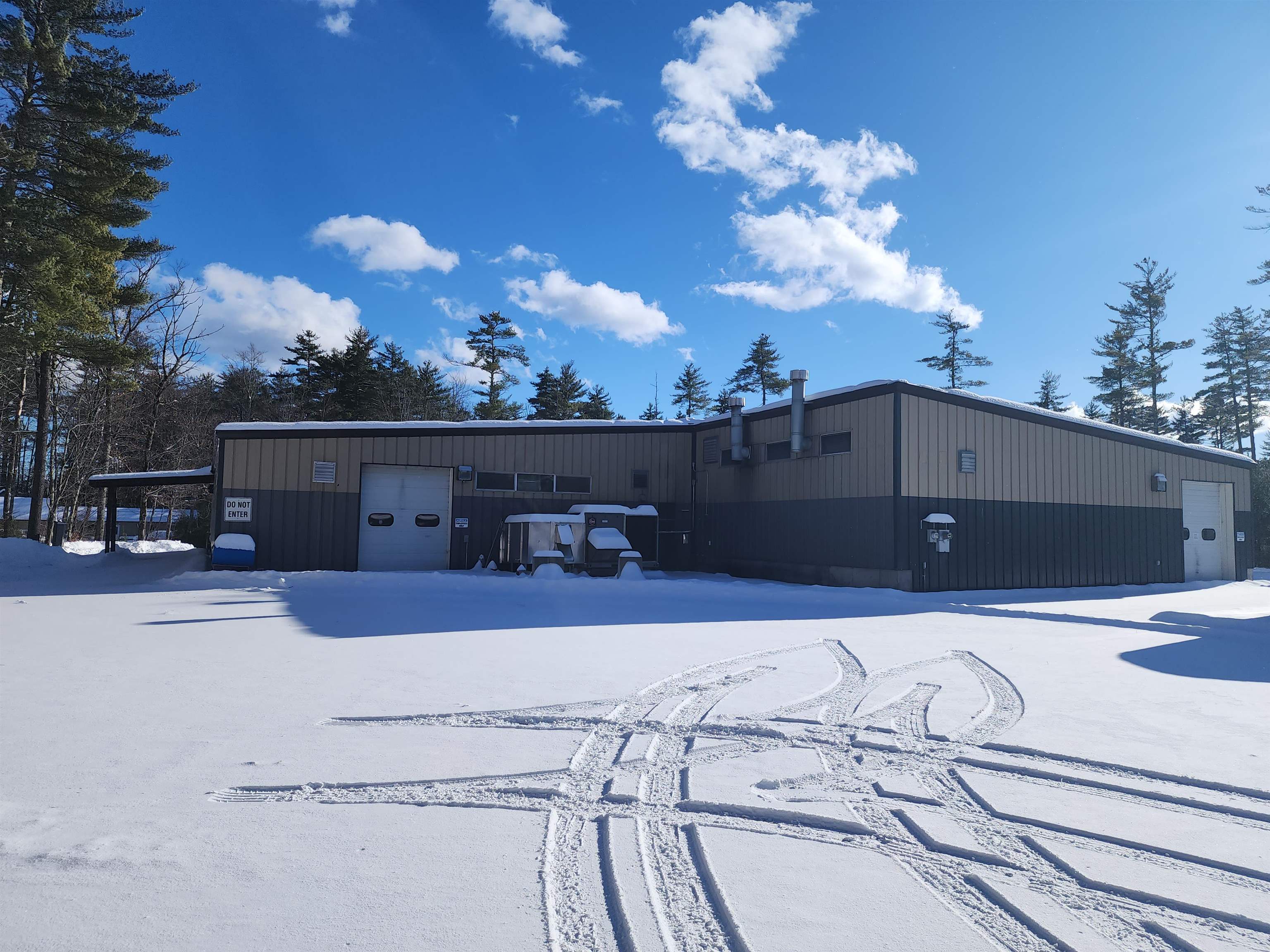 1467 - 1469 East Main St, Conway, NH 03813