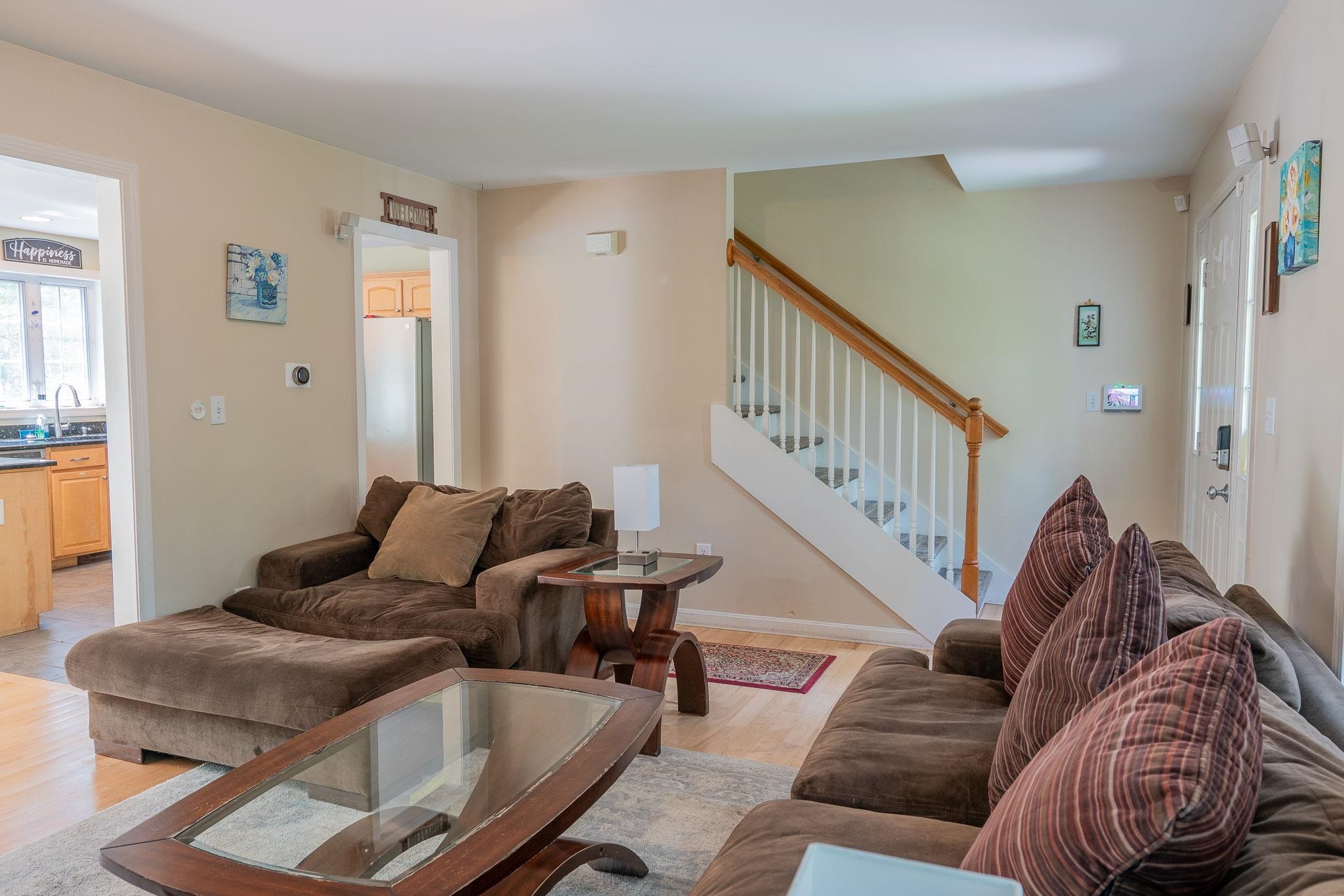 2 Alex Ct, Somersworth, NH 03878