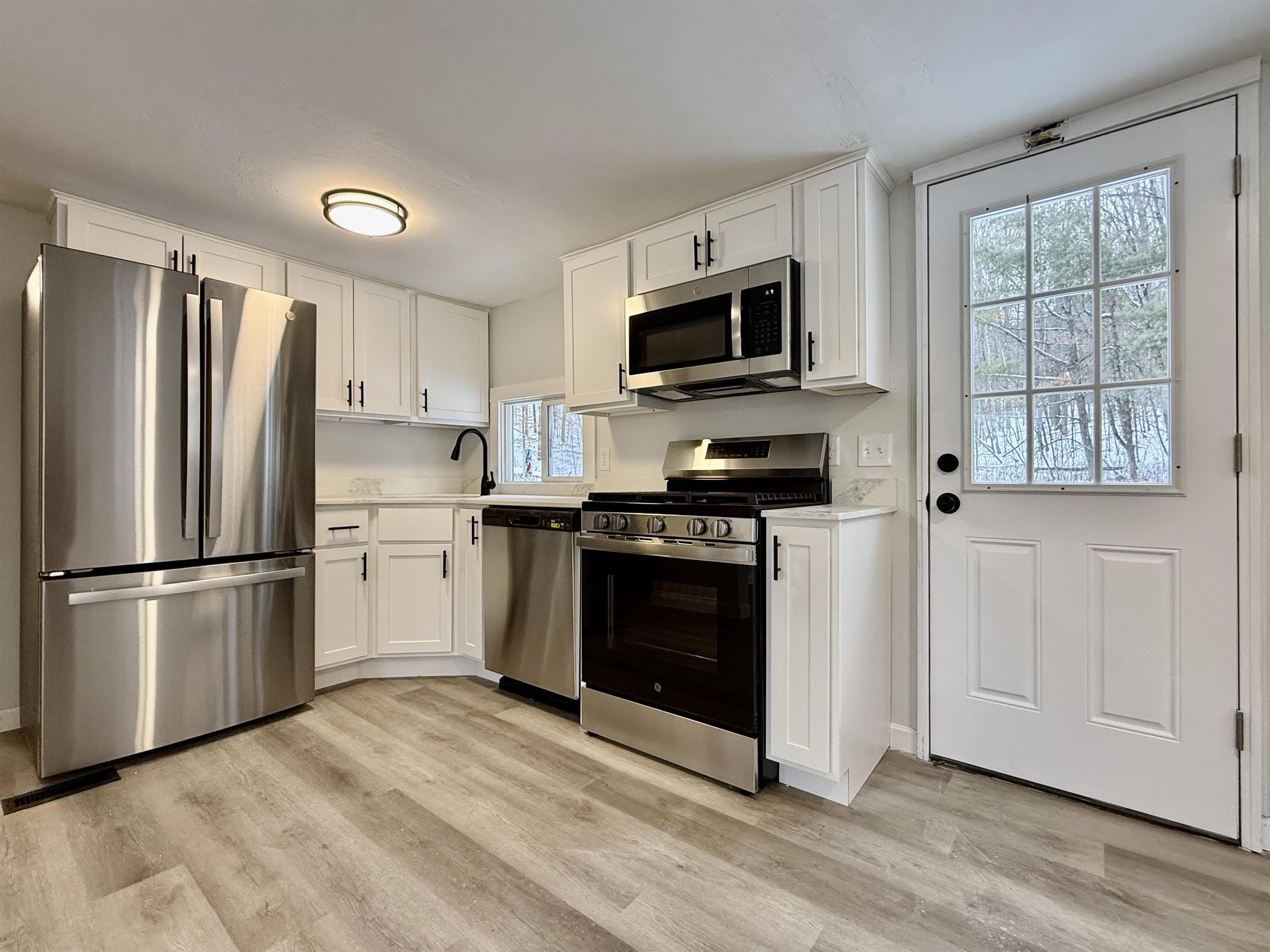 201 Parade Rd, Meredith, NH 03253